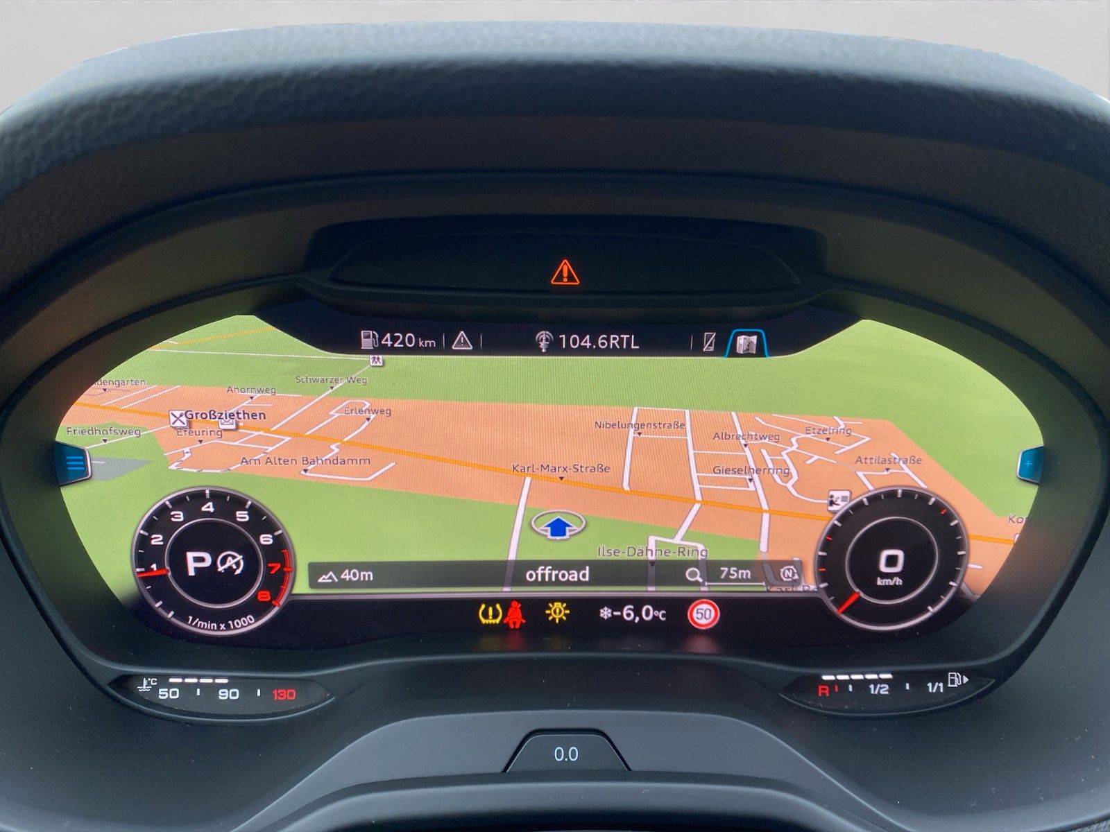 Audi Q2 35 TFSI advanced DigitalCo./Navi/Kamera/LED