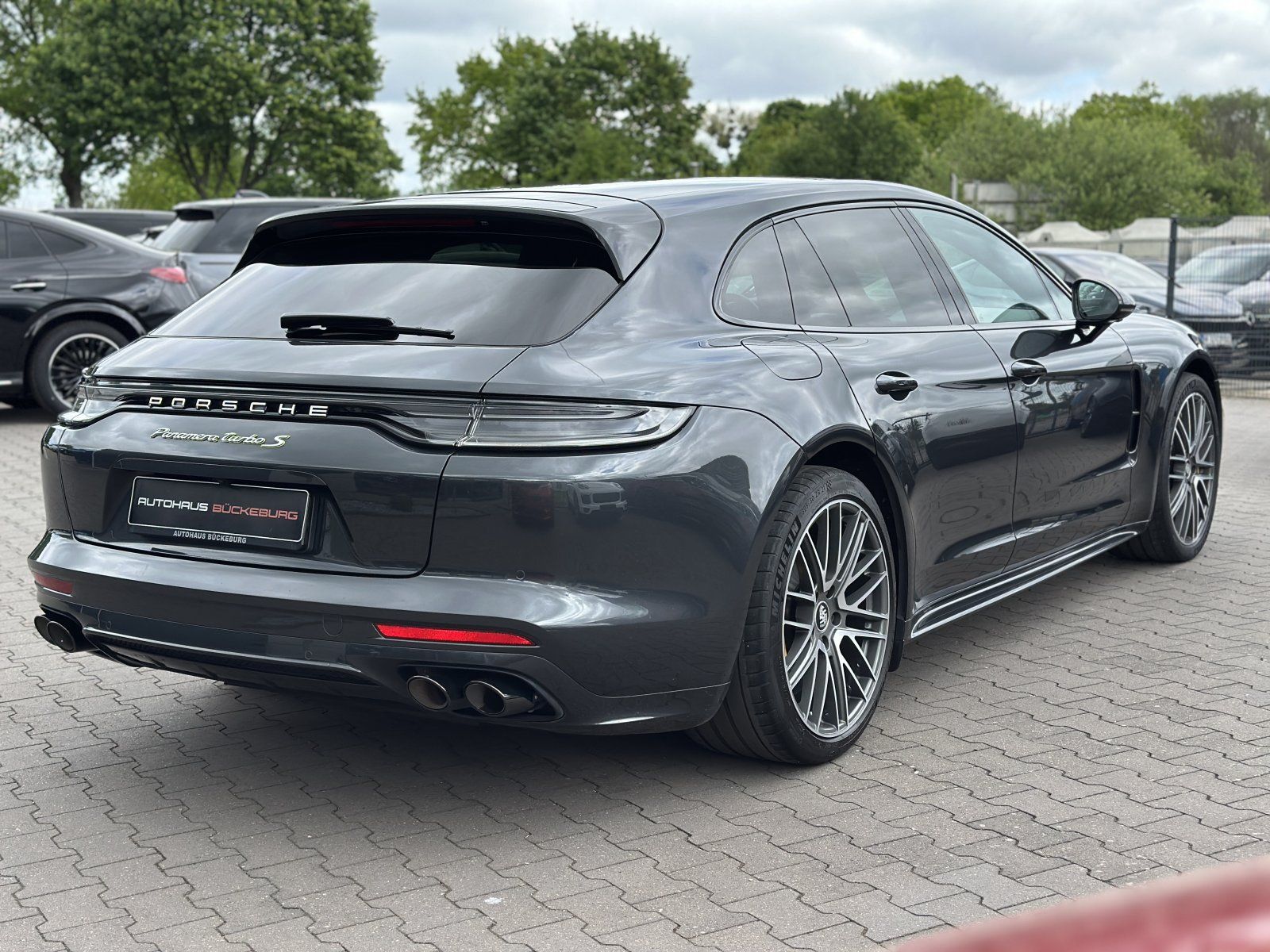 Porsche Panamera GT Turbo S E-Hybrid  Voll