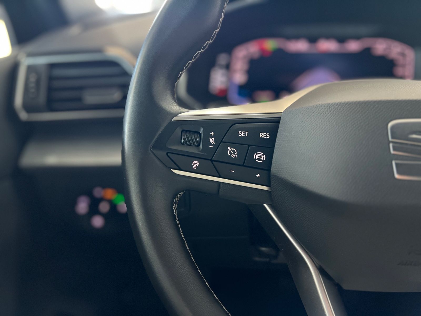 Seat Tarraco Xperience 1.4e-Hybrid AHK+Keyless+ACC