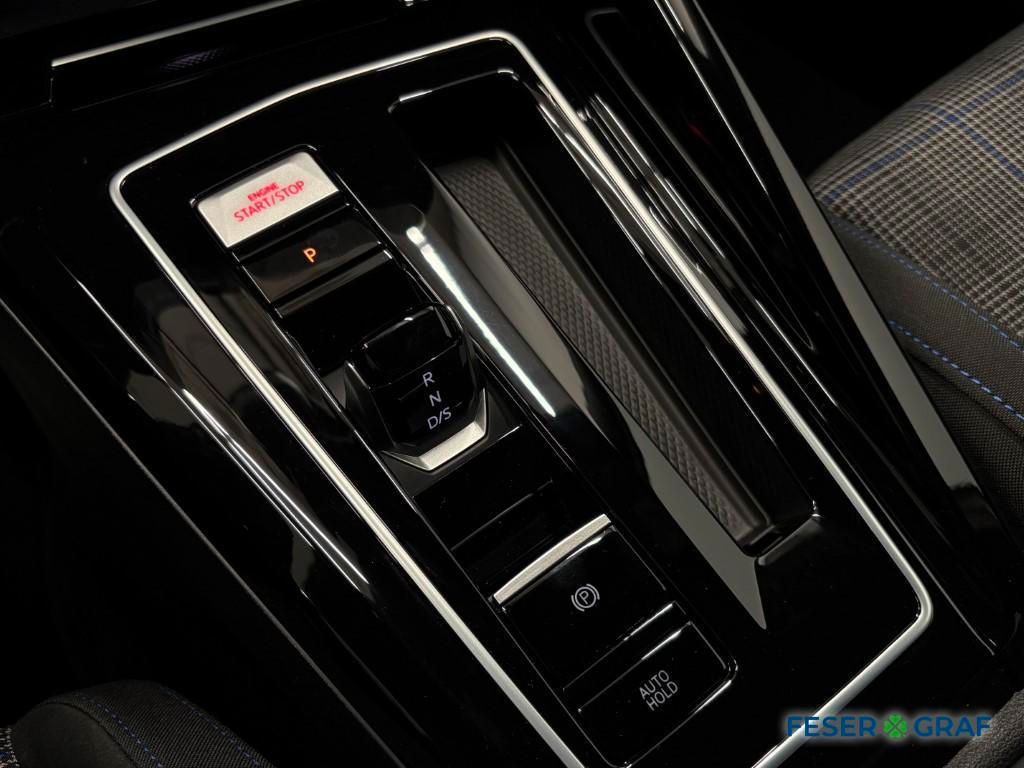 Volkswagen Golf GTE Matrix-LED/360°Kamera/DCC NP55935