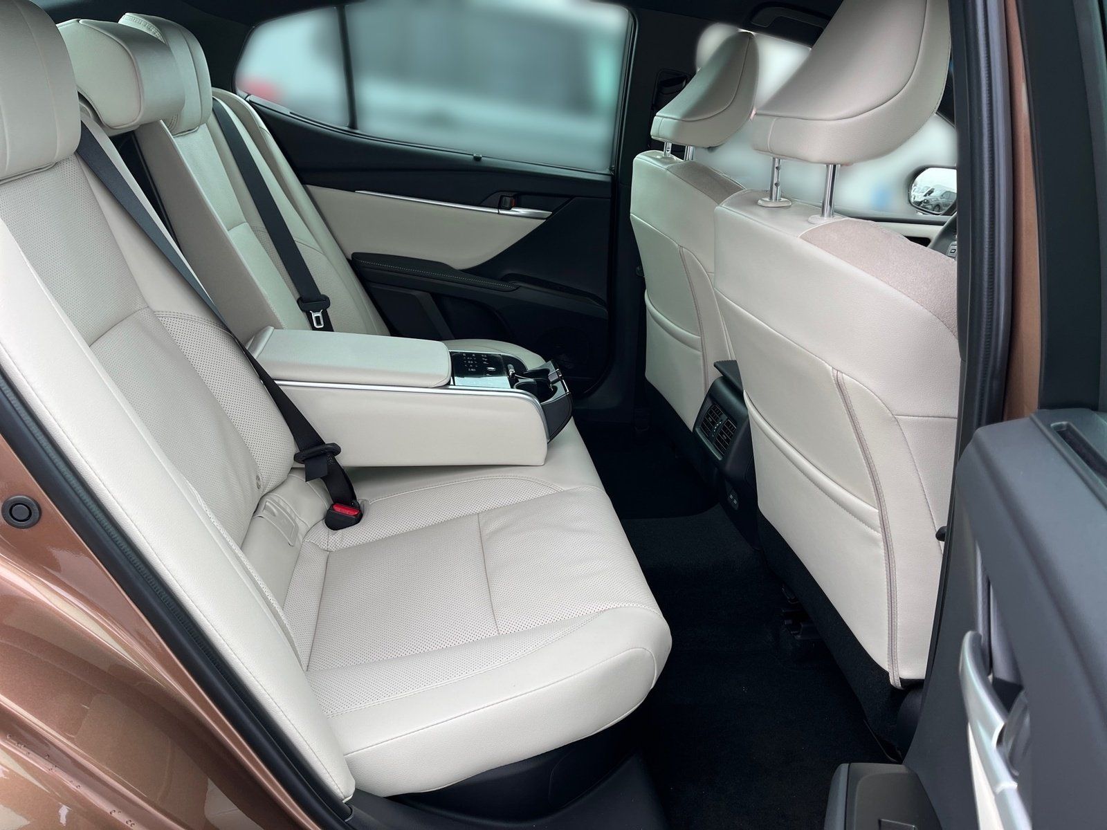 Toyota Camry 2.5 Hybrid Executive Navi+Kamera+LED+Winte