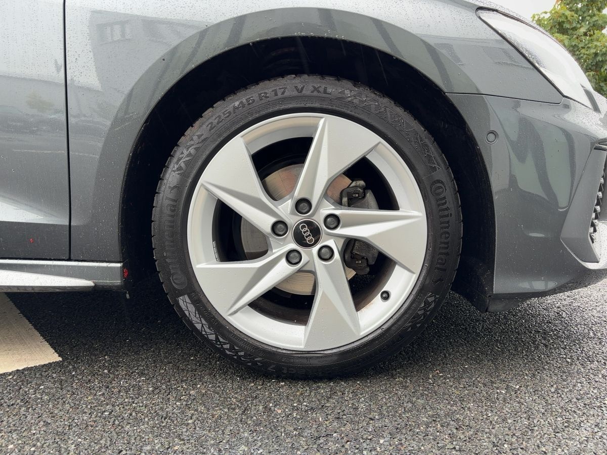 Audi A3 Limousine 30 TFSI S line LED Navi S tronic