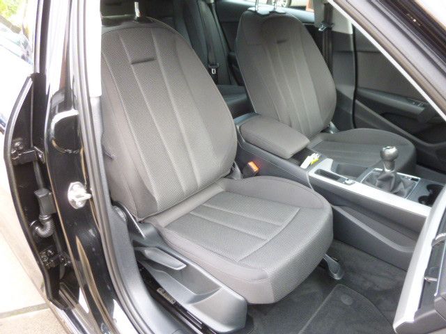 Audi A4 Avant 35 TFSI - Samsaru's Car Outlet