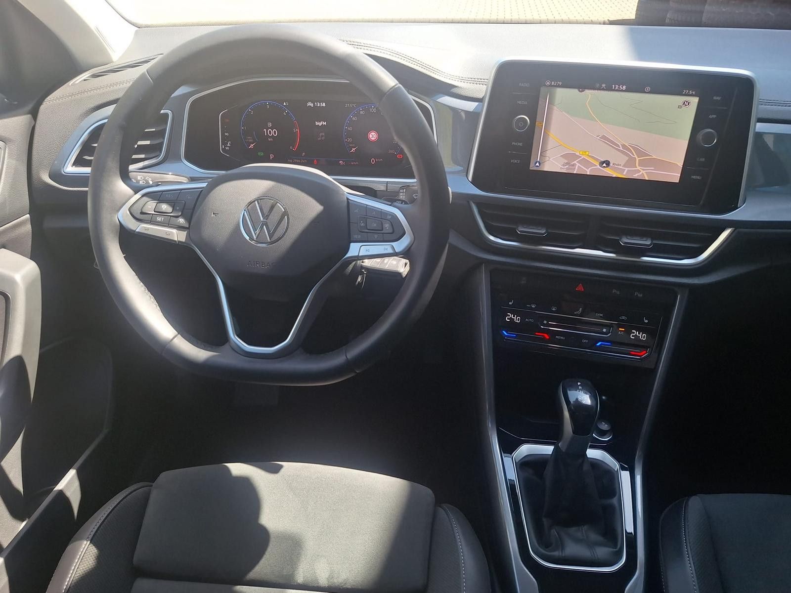 Volkswagen T-Roc Style 2.0 TDI DSG - Samsaru's Car Outlet