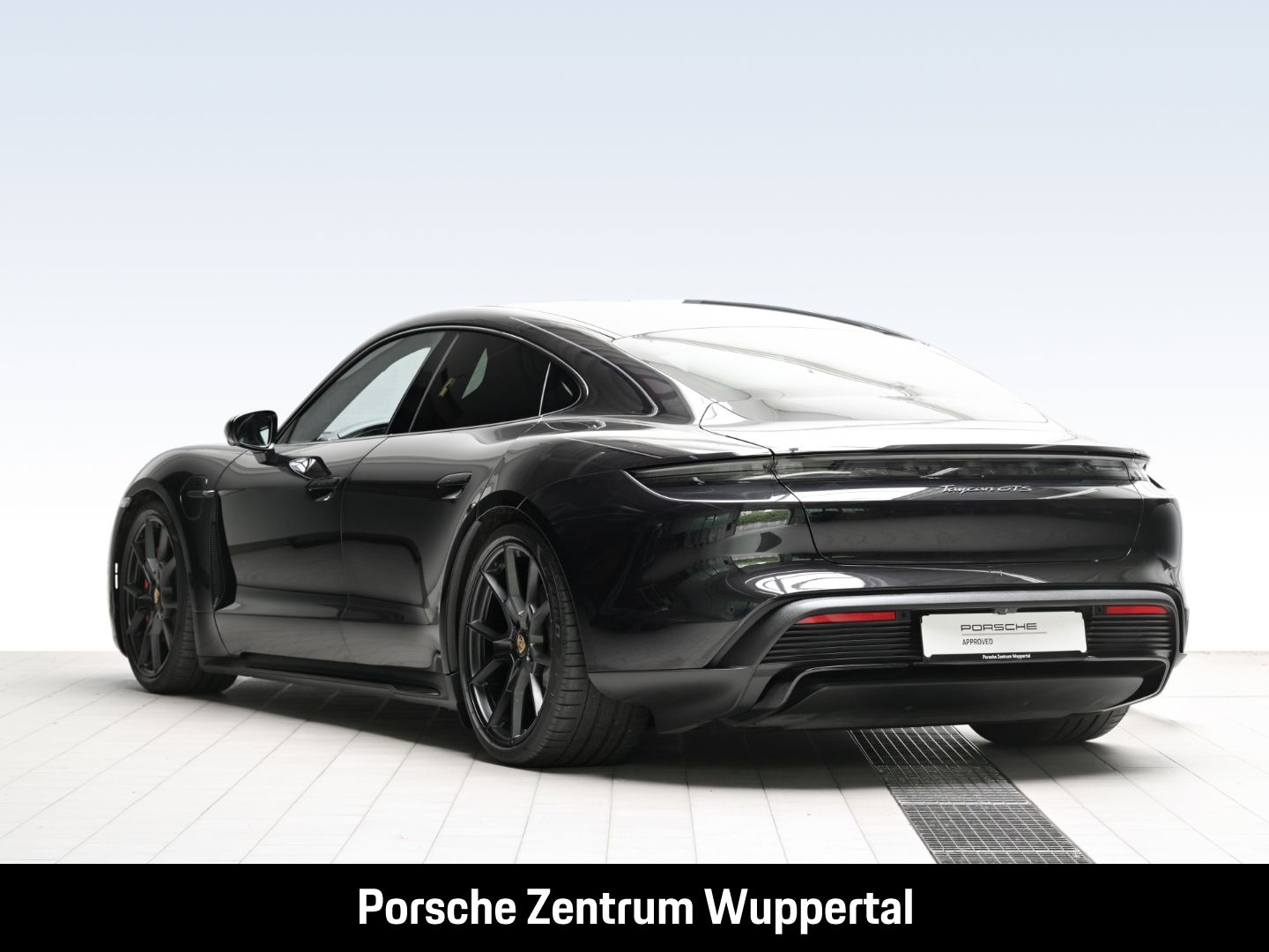 Porsche Taycan GTS Head-Up Display BOSE 21-Zoll LED