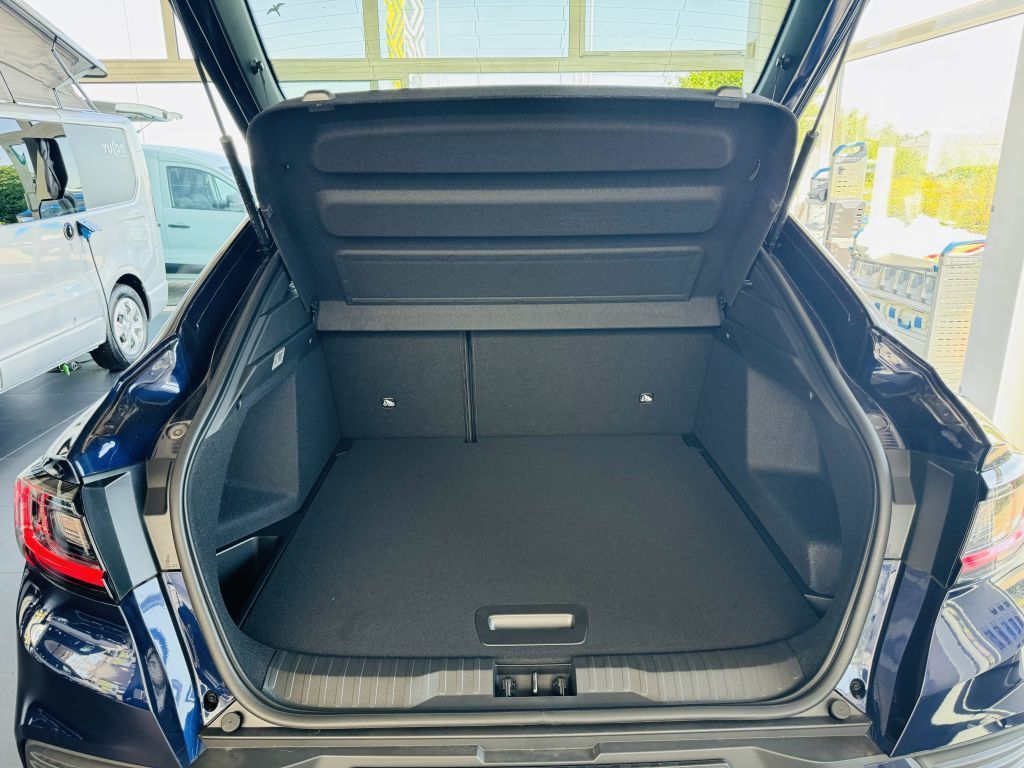 Renault Arkana TECHNO Mild Hybrid - Samsaru's Car Outlet