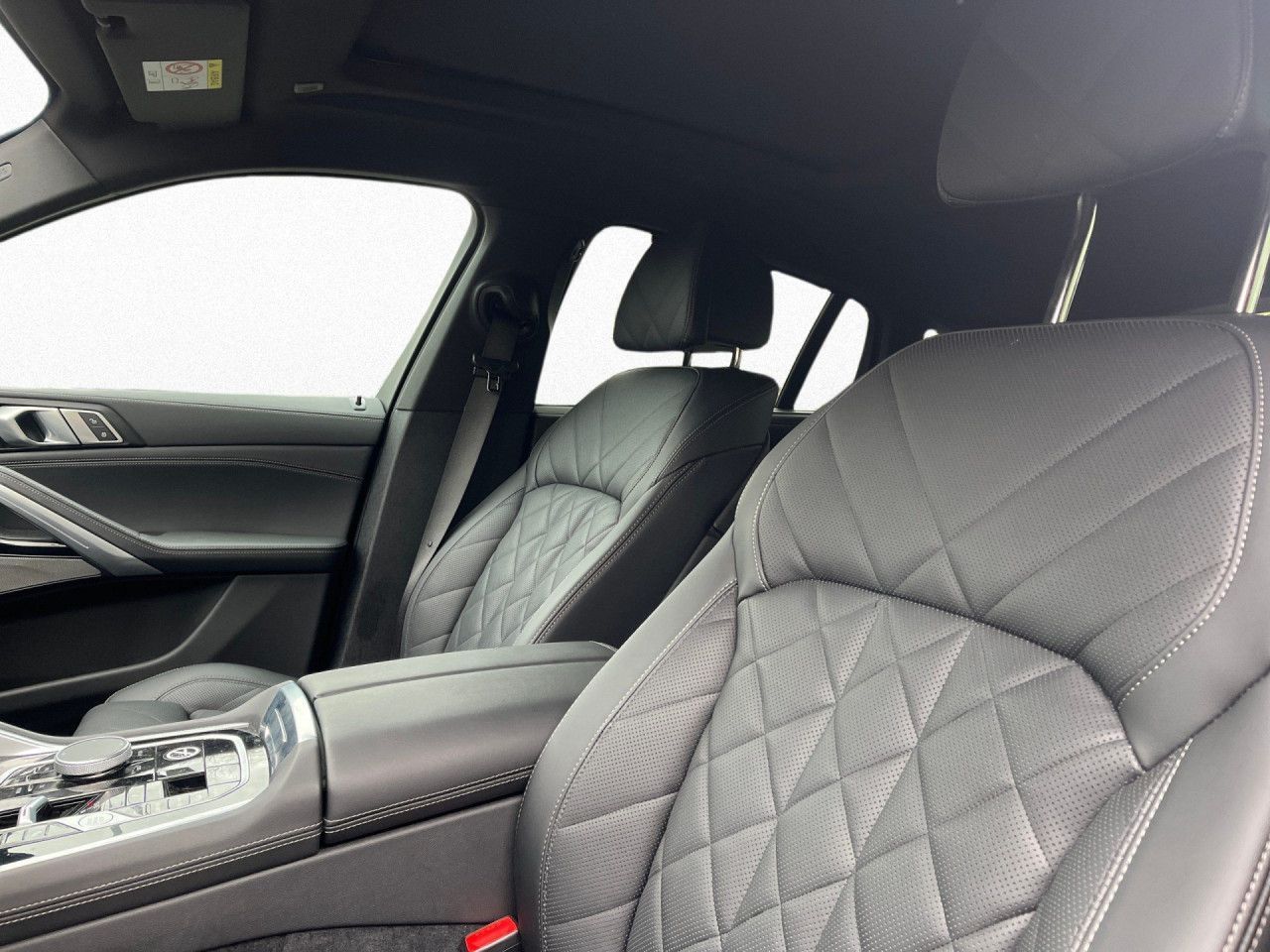 BMW X6 xDrive40i M Sport StHz,Pano,AHK,Massage,H/K