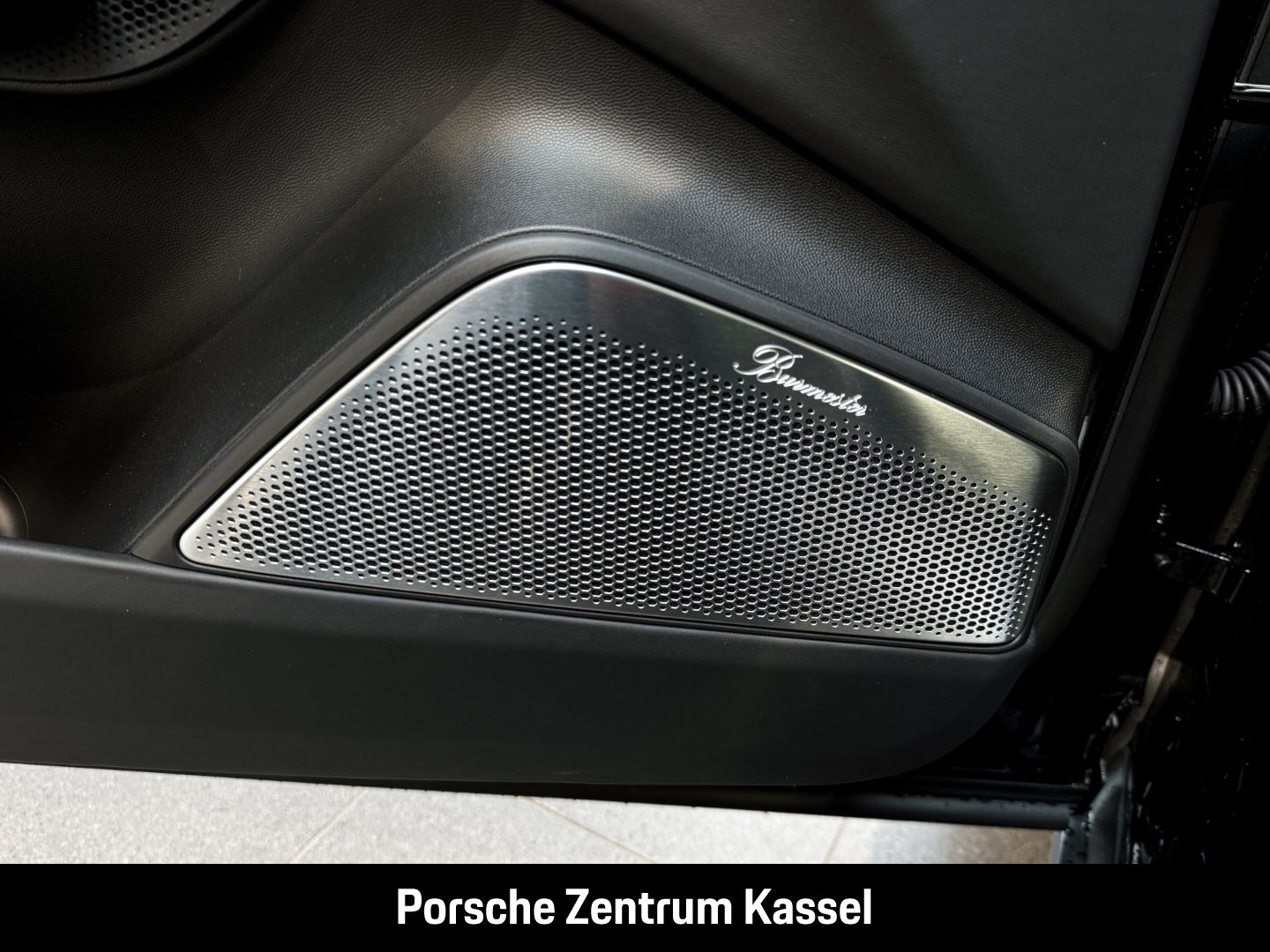 Porsche Macan Electric 4S