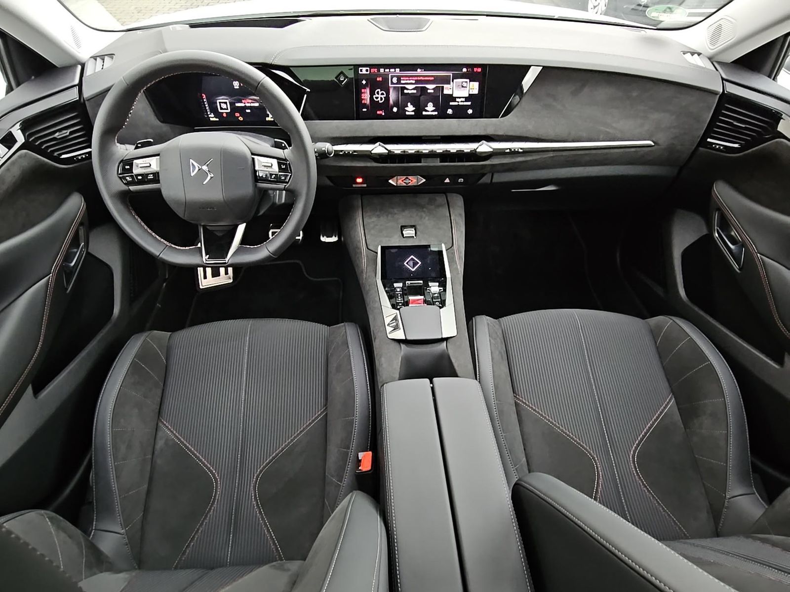 DS Automobiles DS4 Performance Line+NAVI+PDC+ACC+LED+USB+360°+