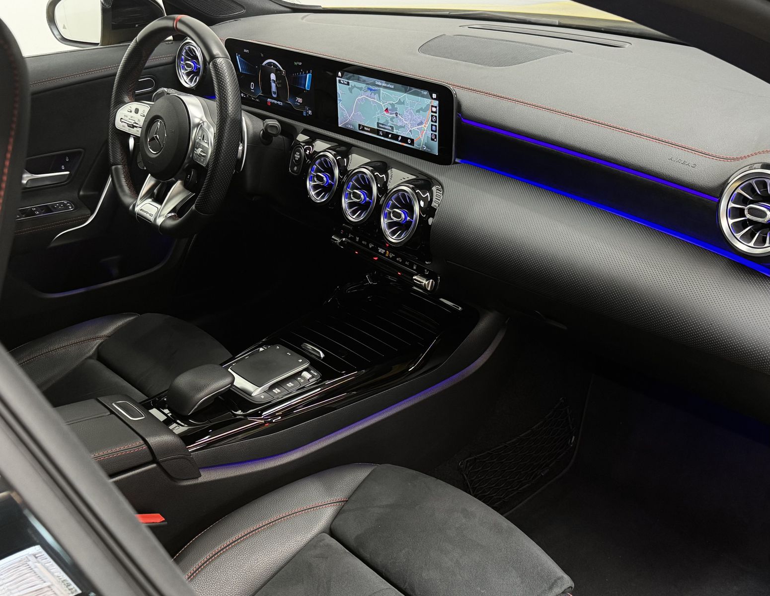 Mercedes-Benz CLA 35 AMG 4M Coupé - Samsaru's Car Outlet