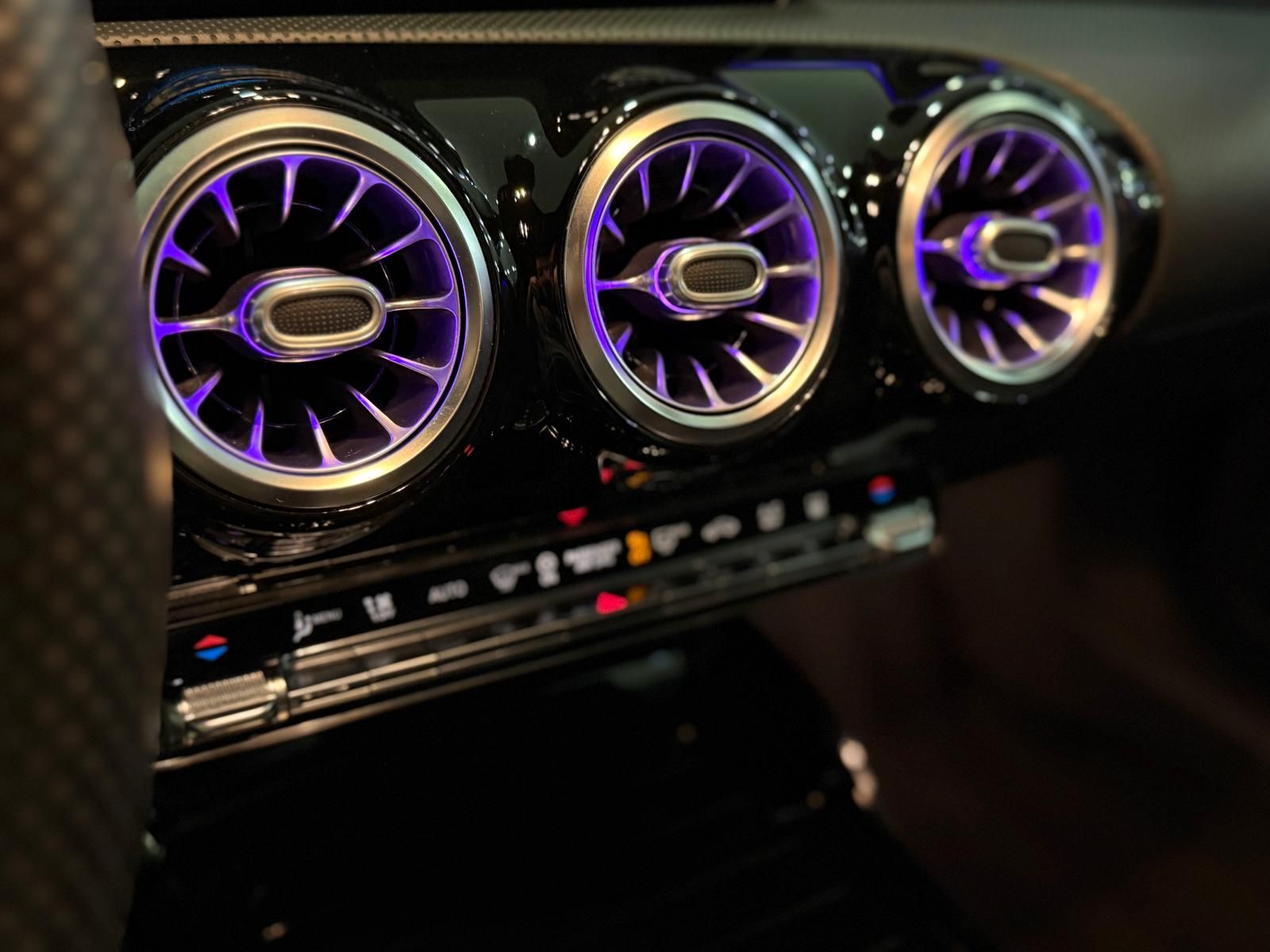 Mercedes-Benz CLA 35 AMG 4M - Samsaru's Car Outlet