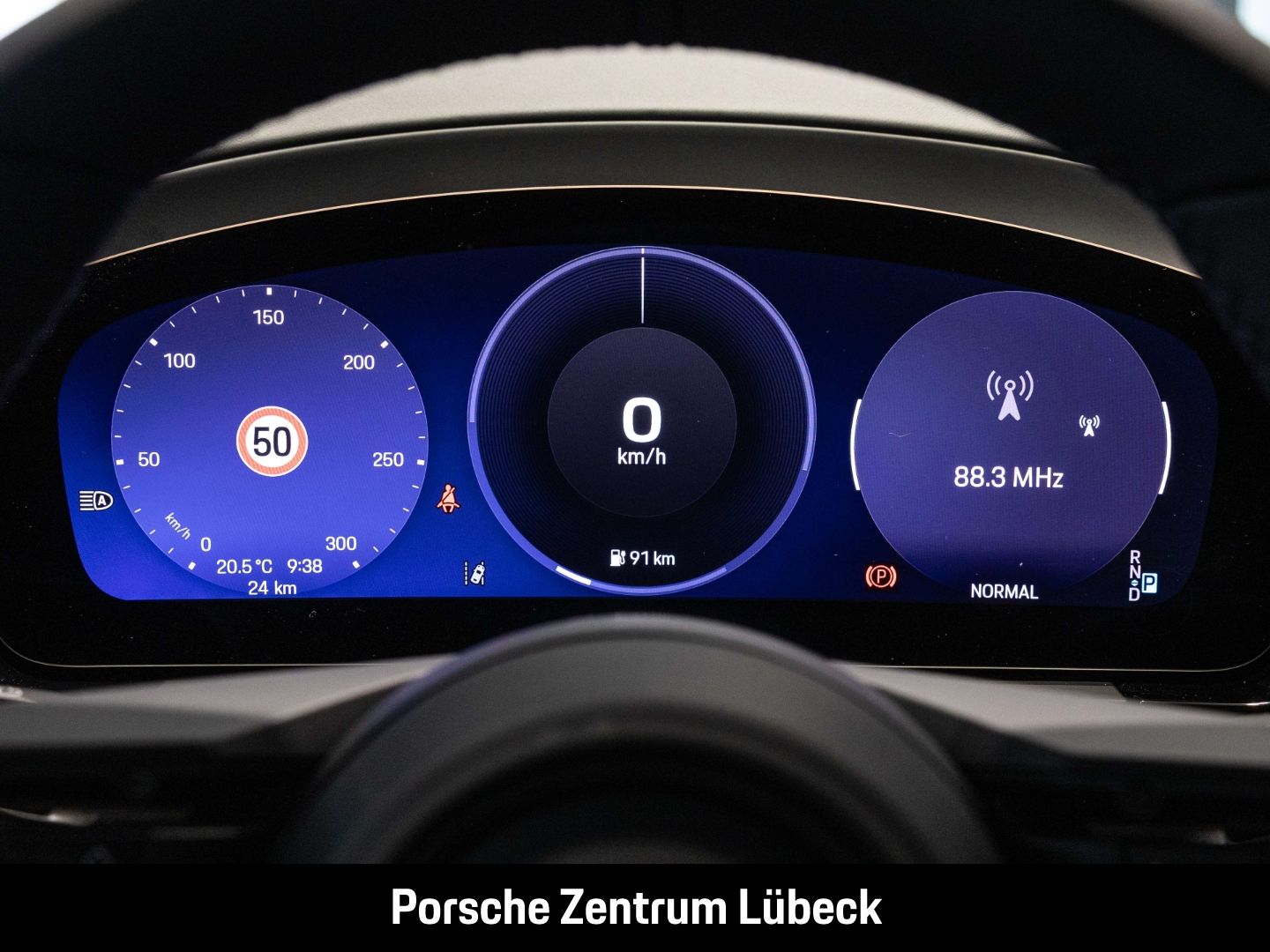 Porsche Macan - Samsaru's Car Outlet