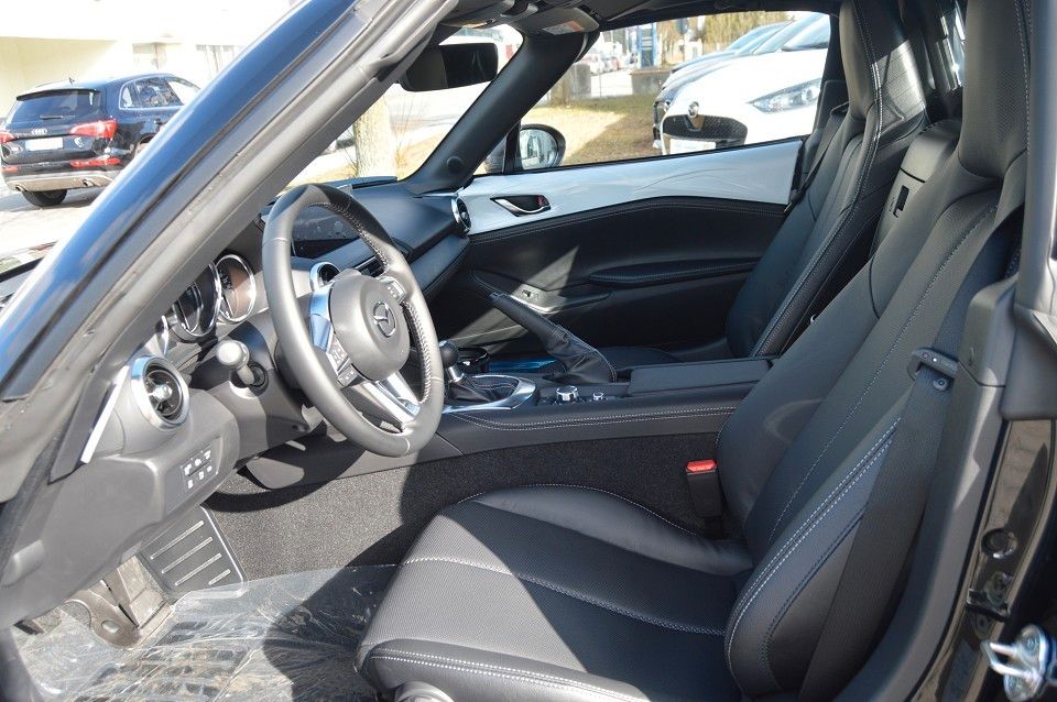 Mazda MX-5 RF Benzin 132PS 6GS Exclusive-Line Navi