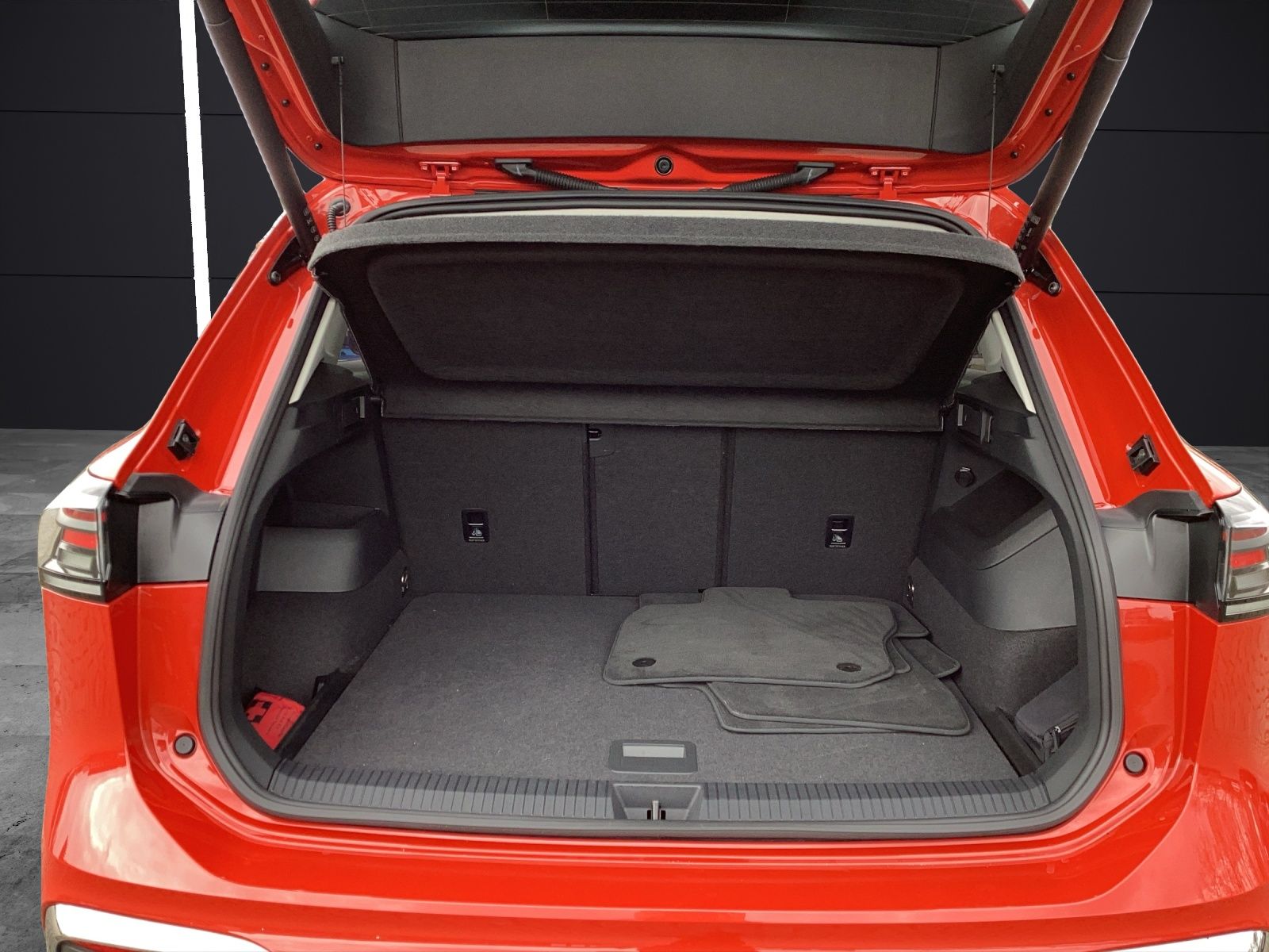 Volkswagen Tiguan Elegance TDI DSG 4M IQ.Light ACC STHZ SHZ