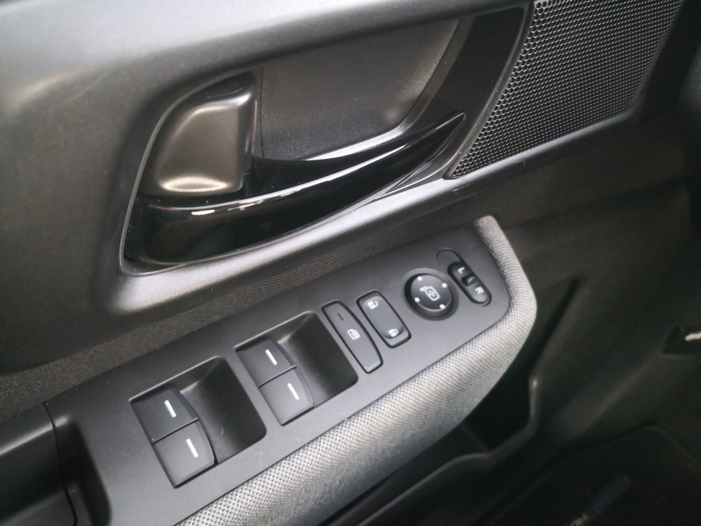 Honda e Advanc Advance ACC+LED+Navi+Pano+SD+SHZ+Kam.
