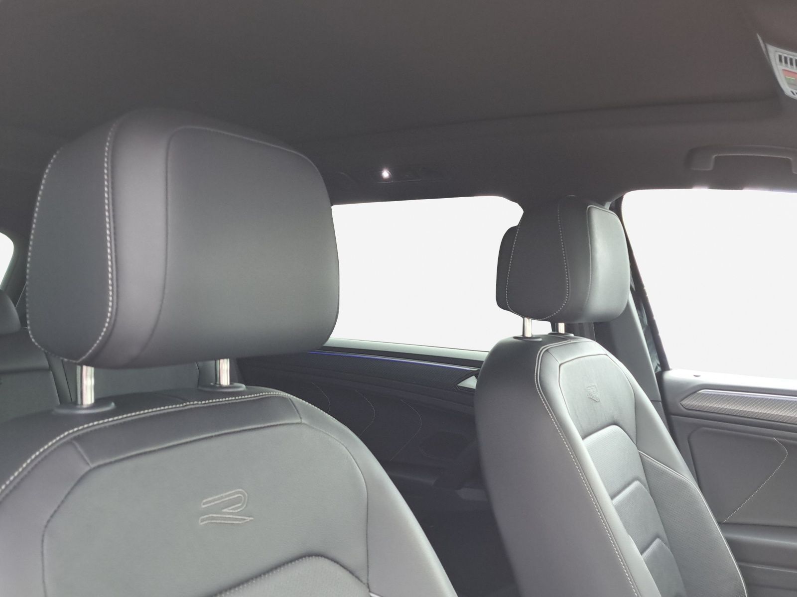 Volkswagen Tiguan Allspace 2.0 TDI R-Line 4M*Matrix*H&K*HuD