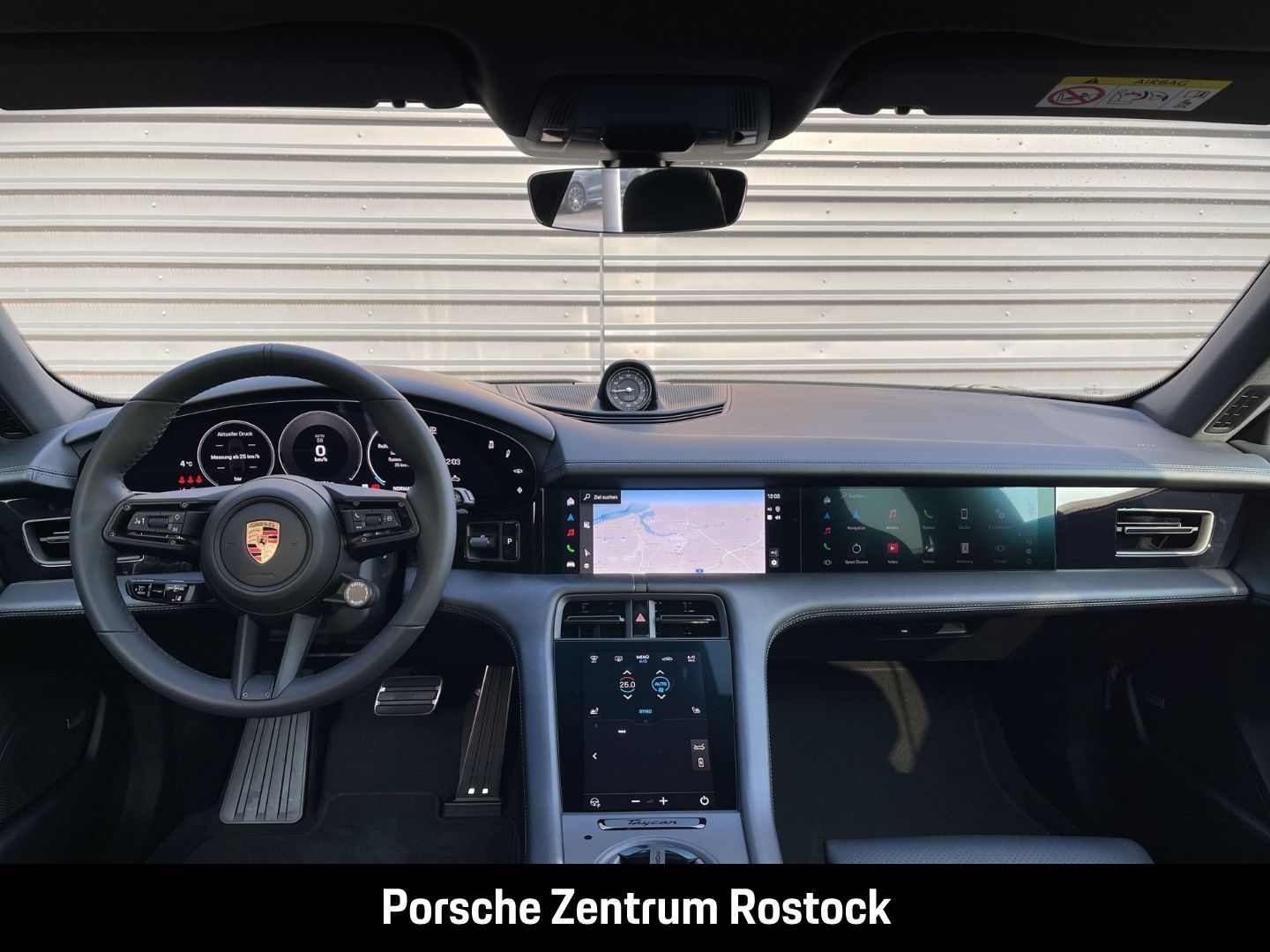Porsche Taycan 4 Cross Turismo InnoDrive LED-Matrix
