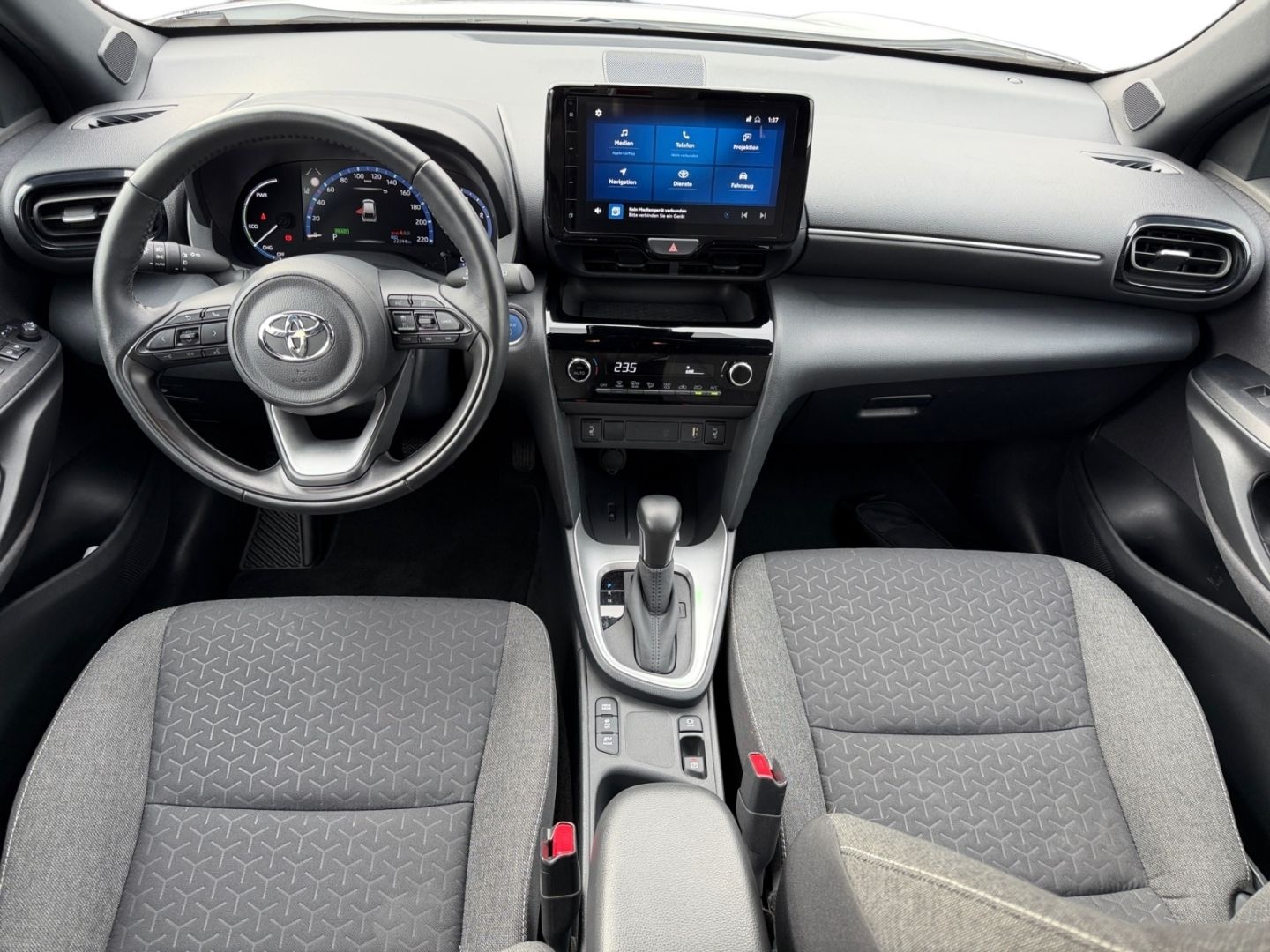 Toyota Yaris Cross Hybrid 1.5 Team Deutschland *Winter