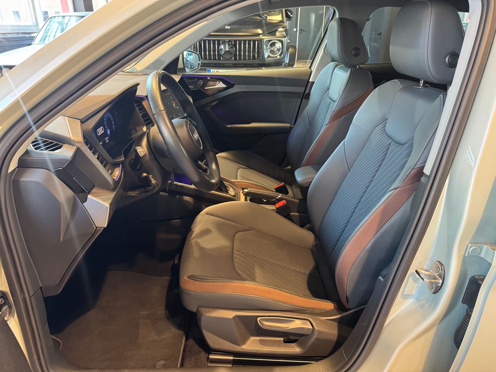 Audi A1 Sportback 35 TFSI S LINE - Samsaru's Car Outlet
