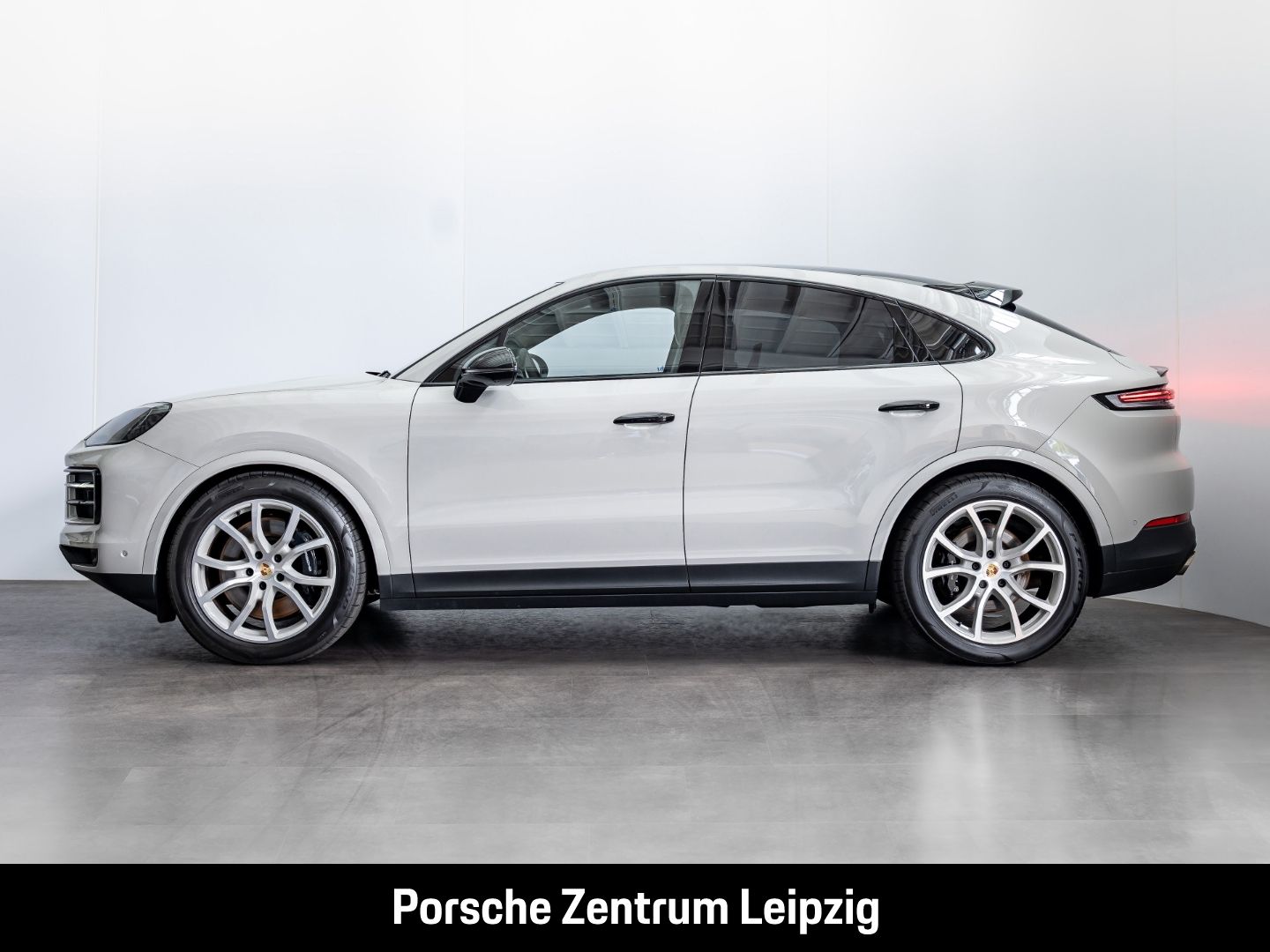 Porsche Cayenne S Coupe HD Massage PDCC InnoDrive HeadUp