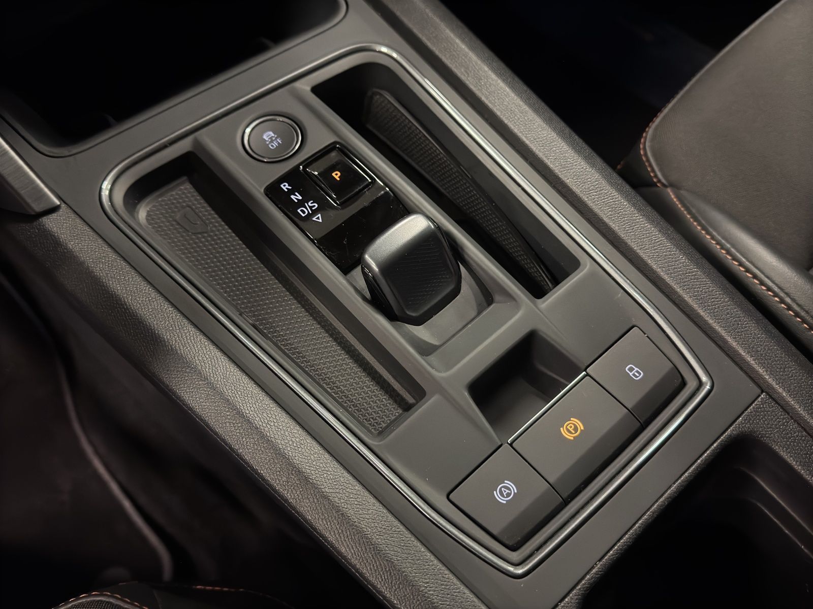 Cupra Formentor 2.0 TSI DSG VZ KAMERA PANO beats AHK