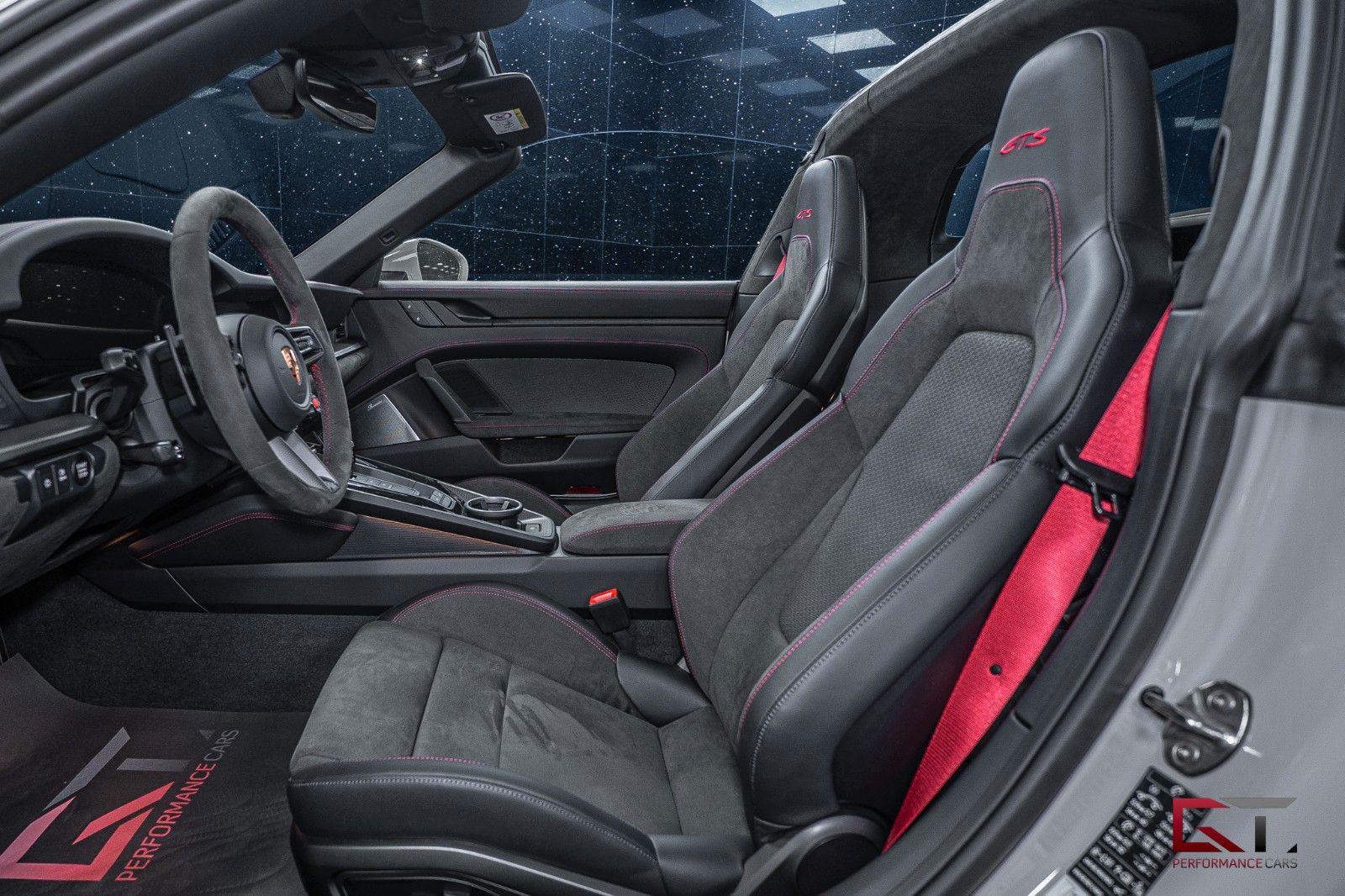 Porsche 911 992.2 Targa 4 GTS Bur Crayon 18-way HD Lift