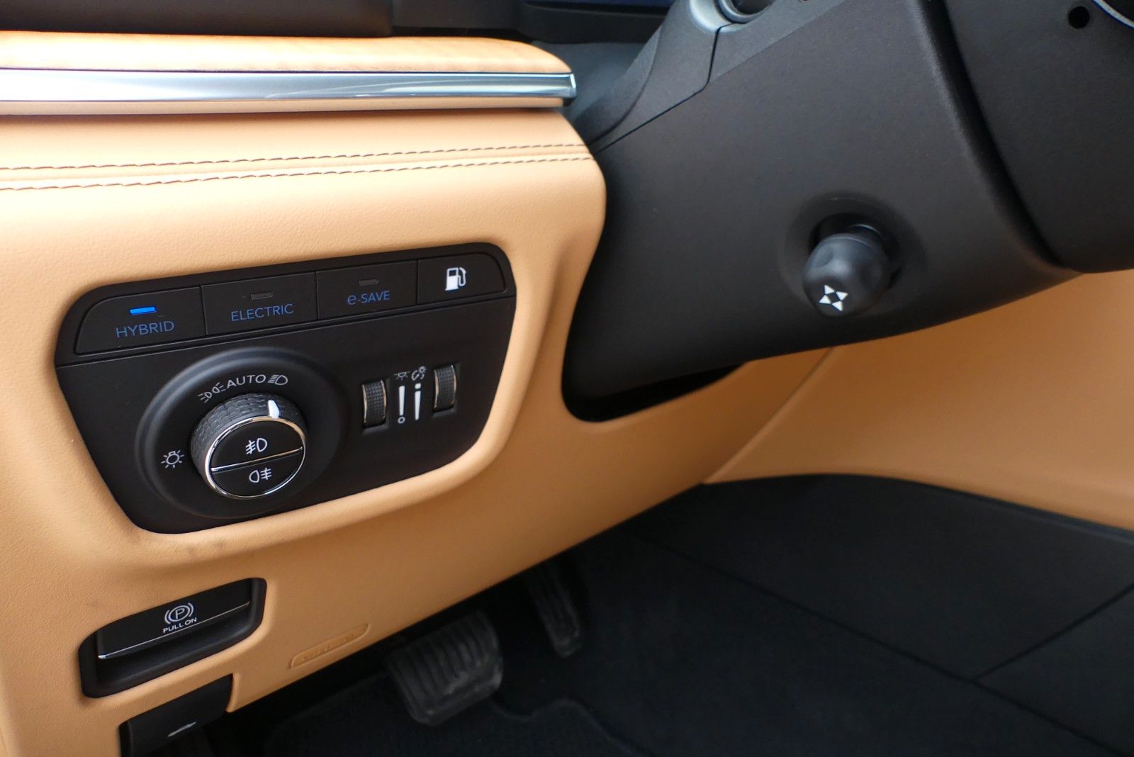 Jeep Grand Cherokee Summit Reserve Plug-In-Hybrid 4xe