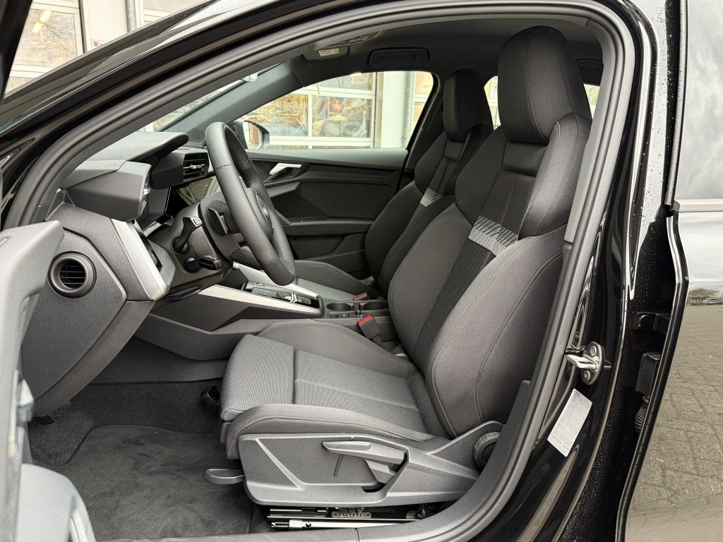 Audi A3 Sportback 35 TFSI S-Tronic - Samsaru's Car Outlet