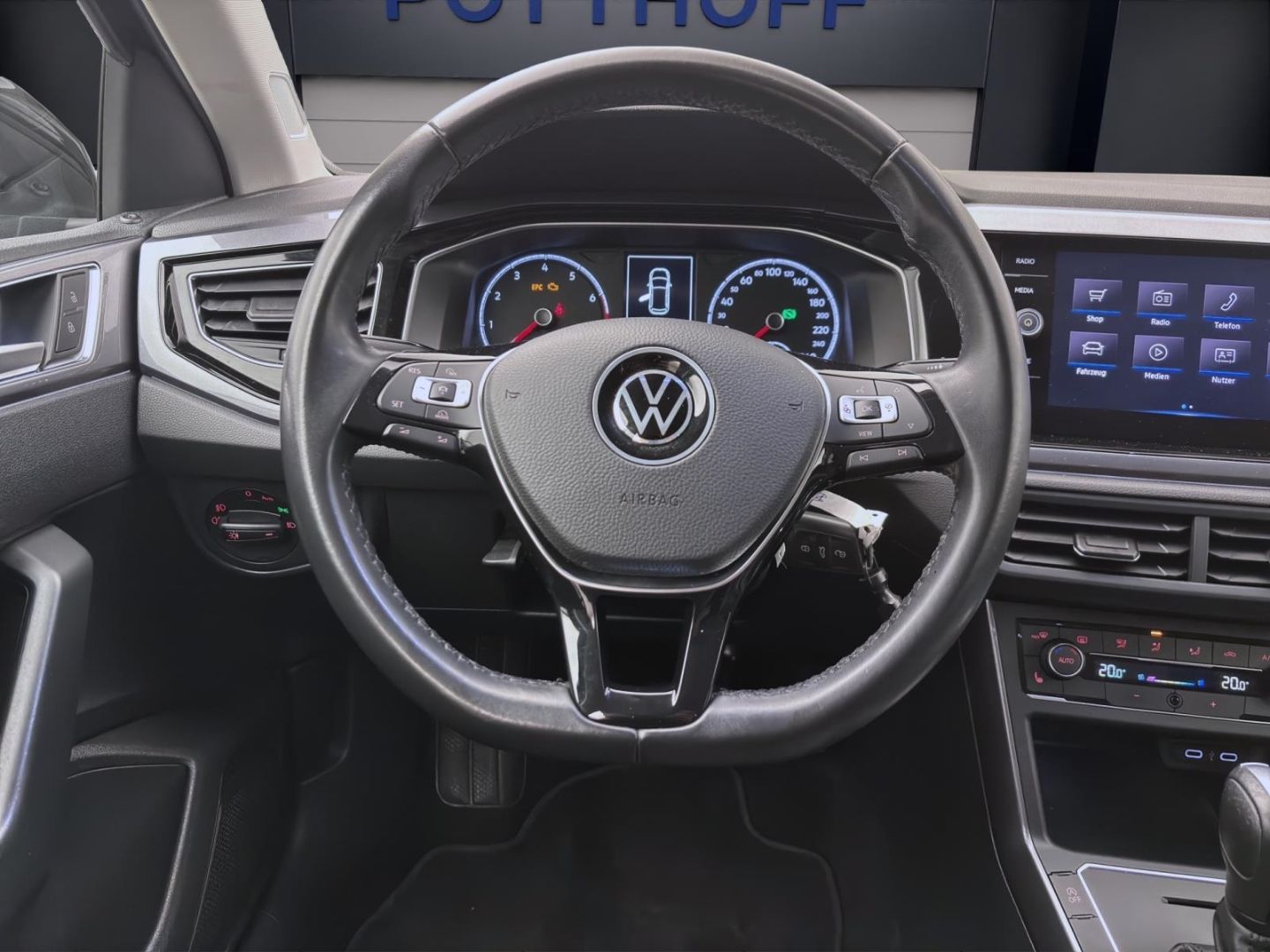Volkswagen Polo 1.0 TSI DSG HIGHLINE - Samsaru's Car Outlet