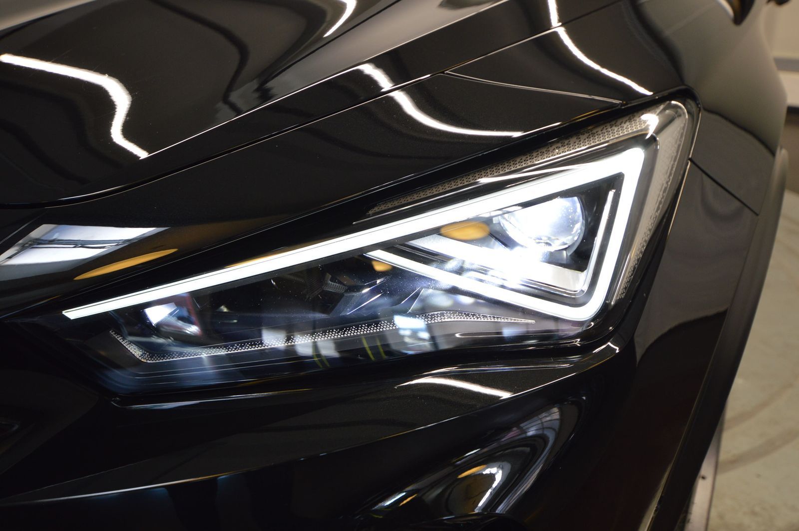 Cupra Formentor 2.0 TSI VZ5 4Drive - Samsaru's Car Outlet