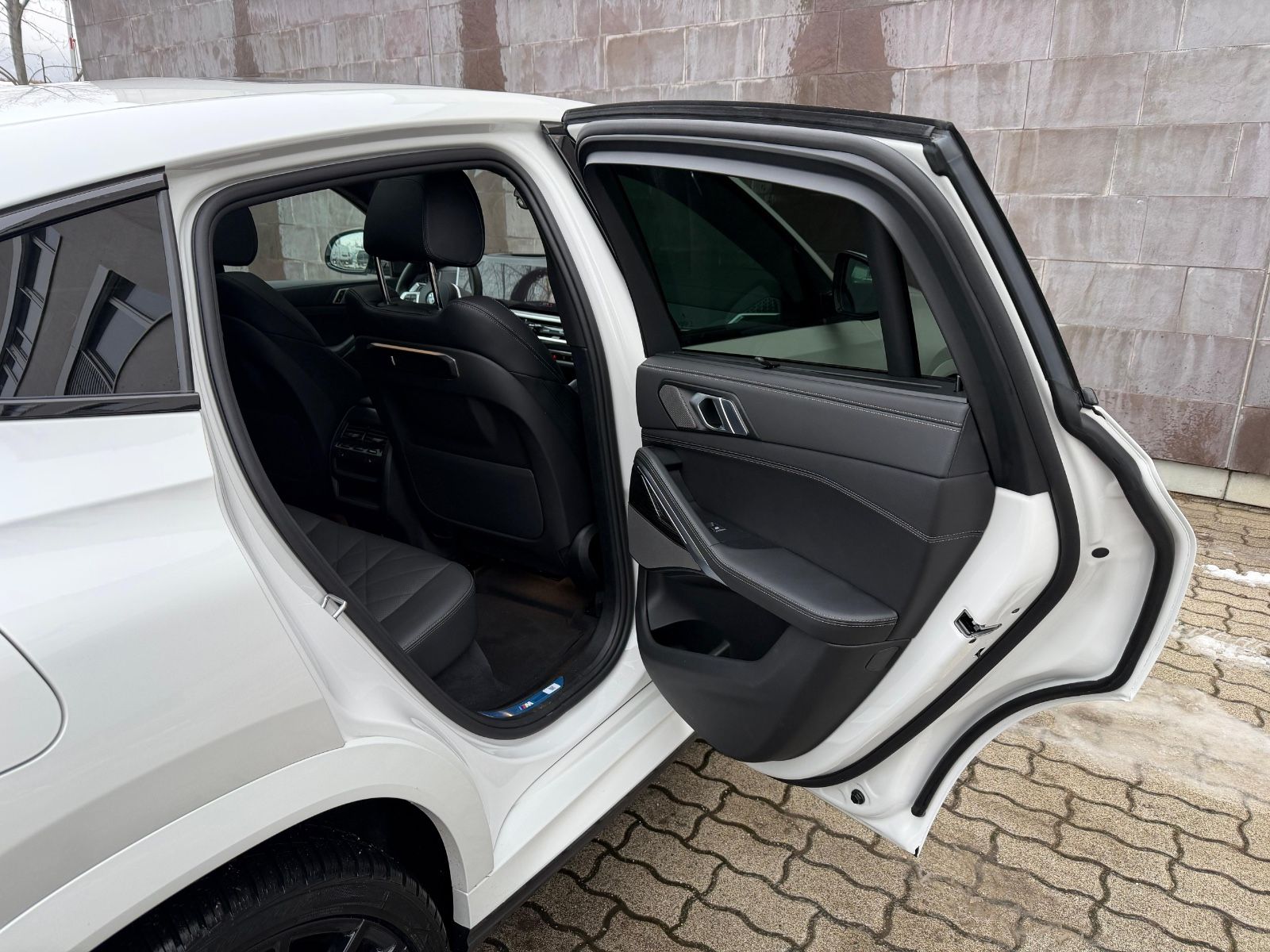 BMW X6 30d M SPORT PRO.LUFTFEDER.SOFTCL.PANO.AHK.22"