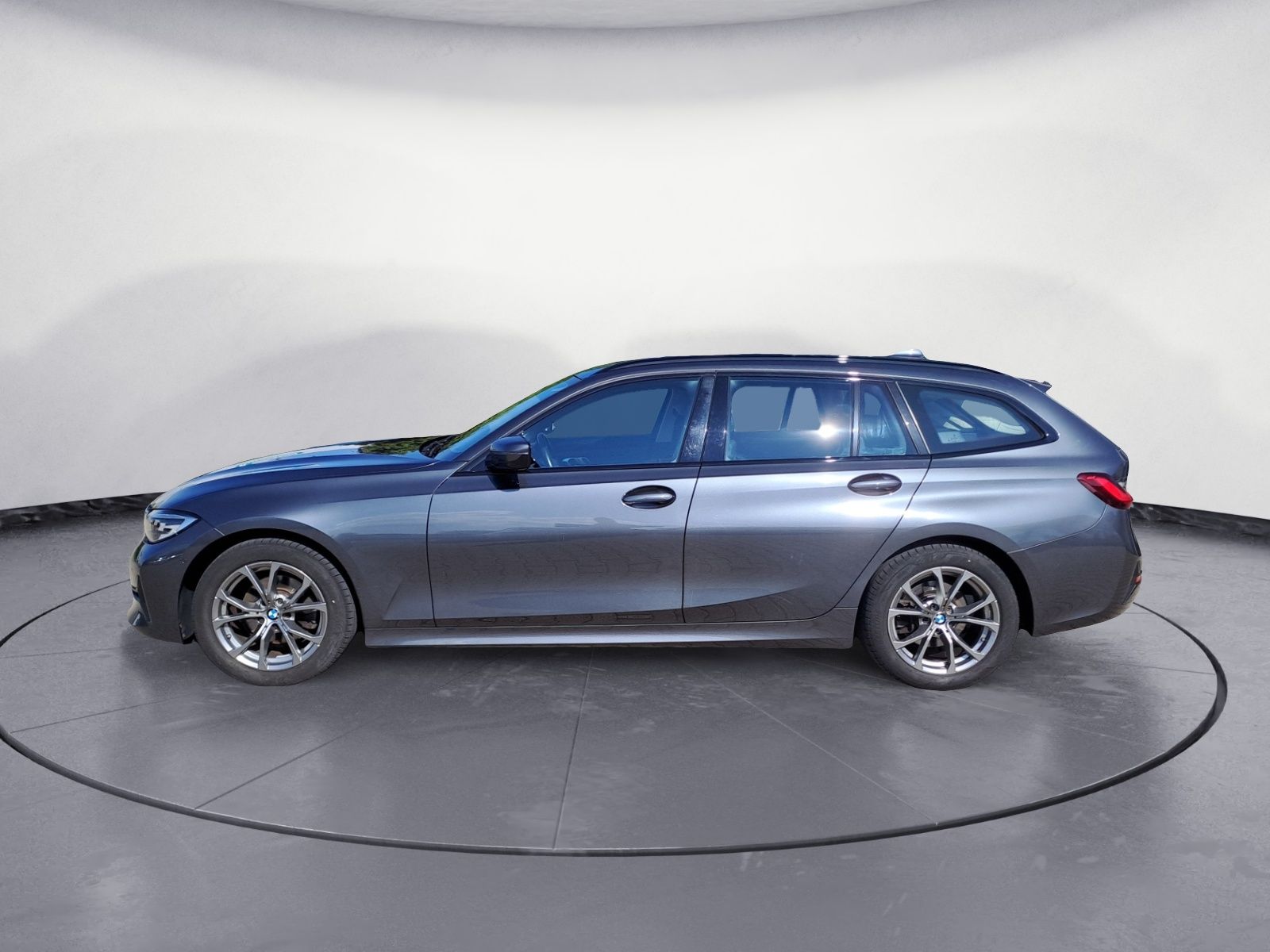 BMW 320i Touring Sport Line - Samsaru's Car Outlet
