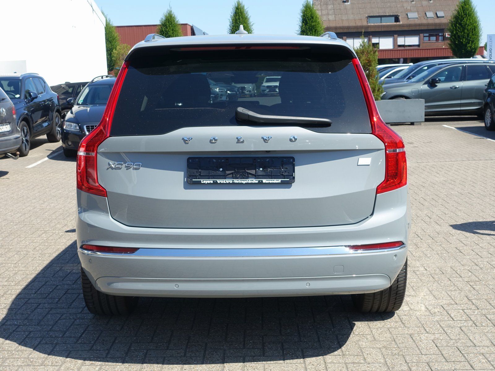 Volvo XC90 Recharge Ultimate Bright T8 AWD - Samsaru's Car Outlet