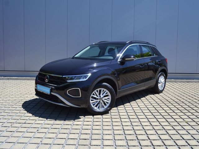 Volkswagen T-Roc 1.0 TSI Life - Samsaru's Car Outlet
