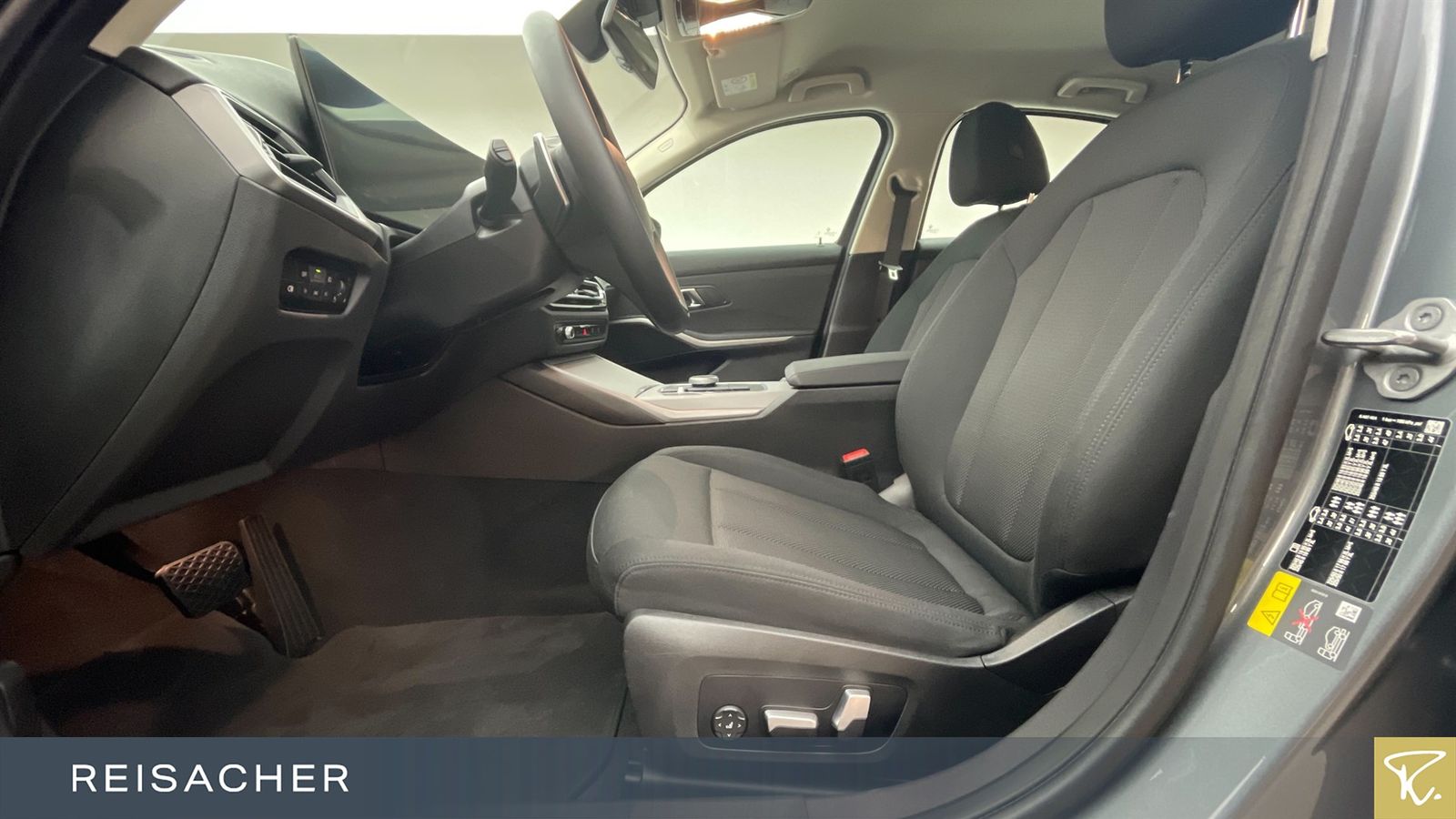 BMW 330e A xDrive LCProf - Samsaru's Car Outlet