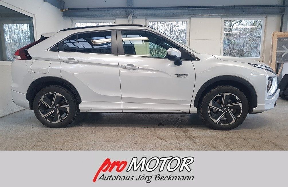 Mitsubishi Eclipse Cross 2.4 PLUG-IN HYBRID 4WD TOP mit AHK
