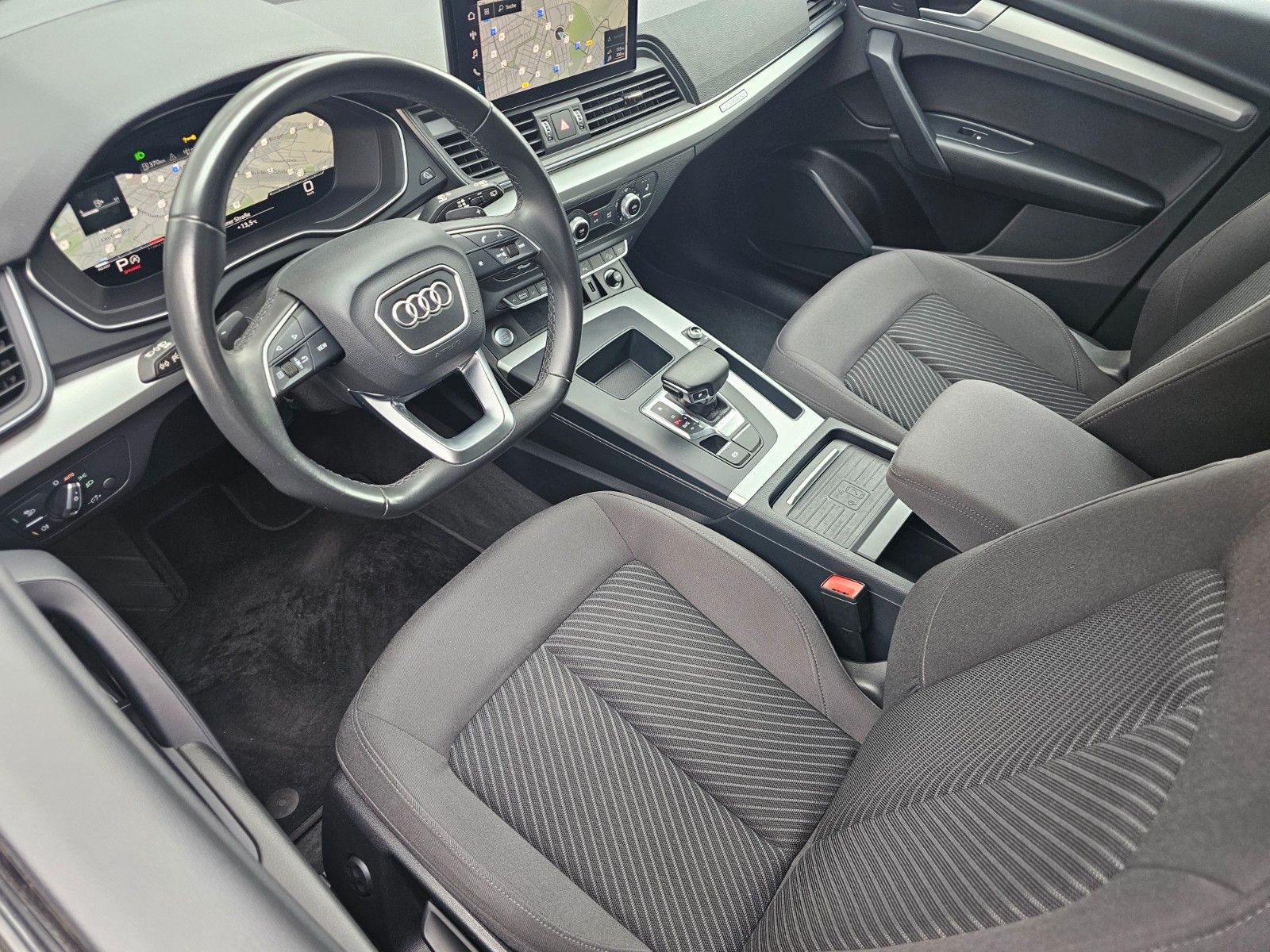 Audi Q5 40 TDI quattro S line Autom,Navi,Kamira,1.Hd