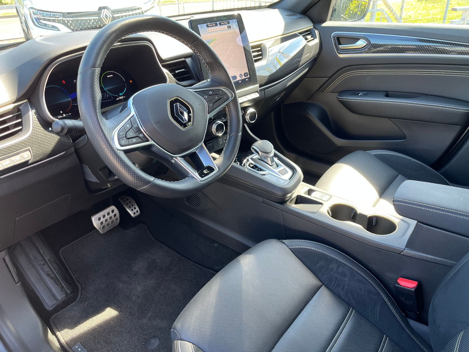 Renault Arkana E-TECH Full Hybrid 145 E-TECH engineered - Samsaru's Car Outlet