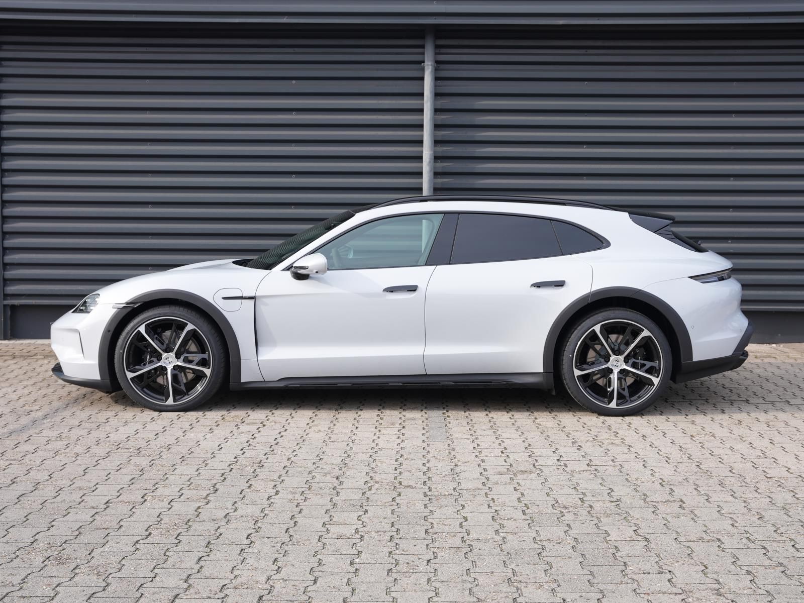 Porsche Taycan 4S Cross Turismo InnoDrive Surround-View