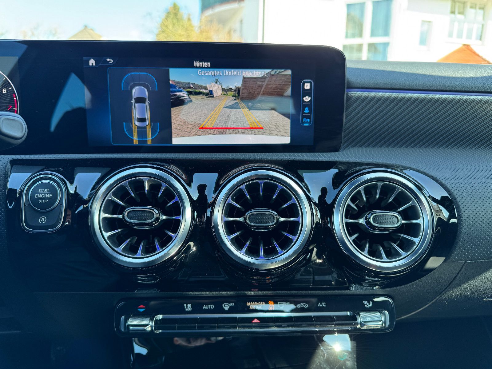 Mercedes-Benz A 180 AMG-Line - Samsaru's Car Outlet