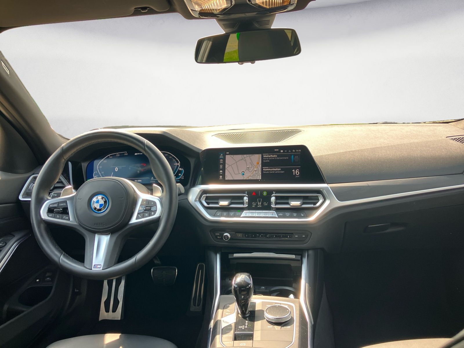 BMW 320e M Sport Automatik - Samsaru's Car Outlet