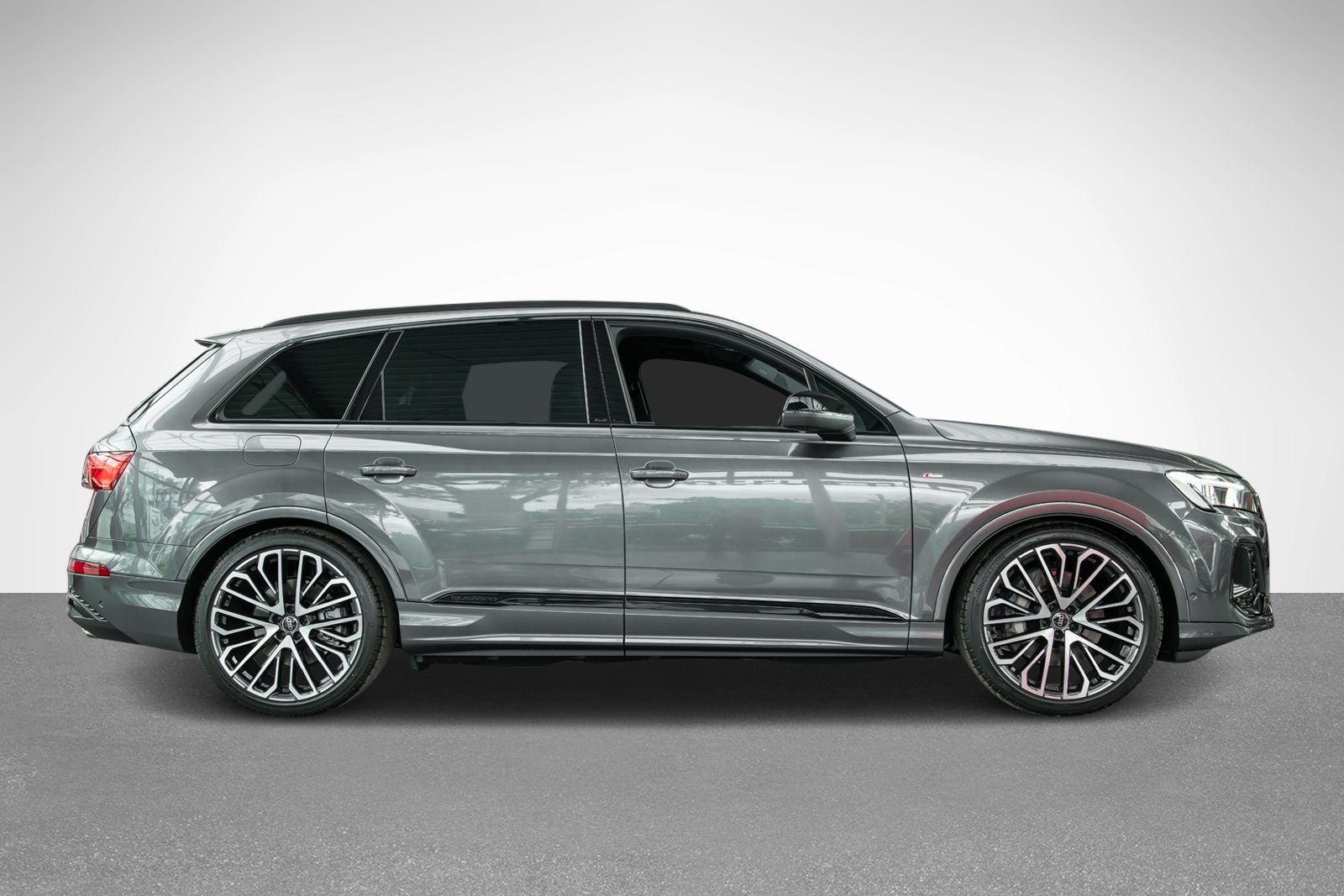 Audi Q7 SUV S line 50 TDI quattro 210(286) kW(PS) tip