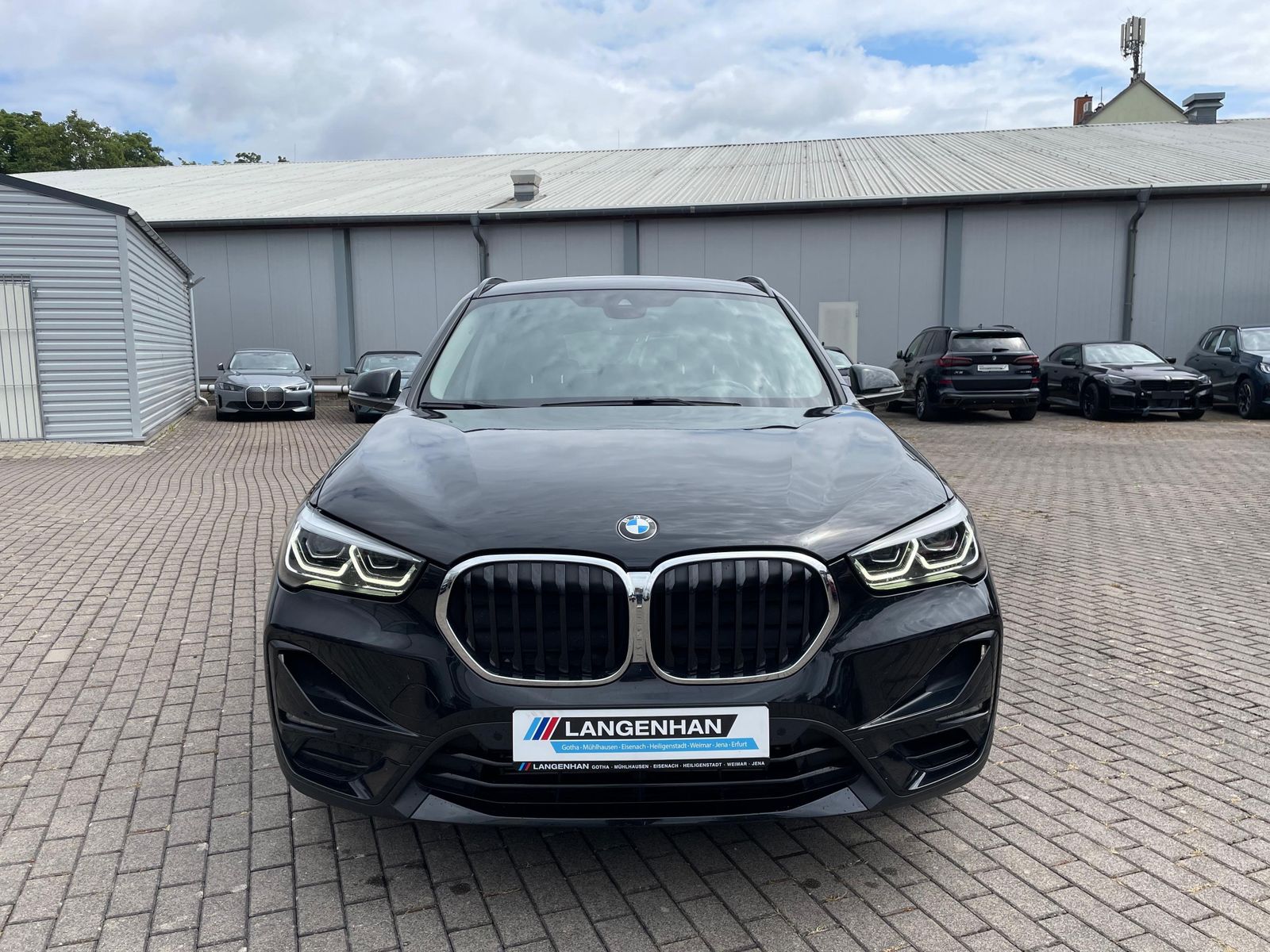 BMW X1 xDrive25e - Samsaru's Car Outlet