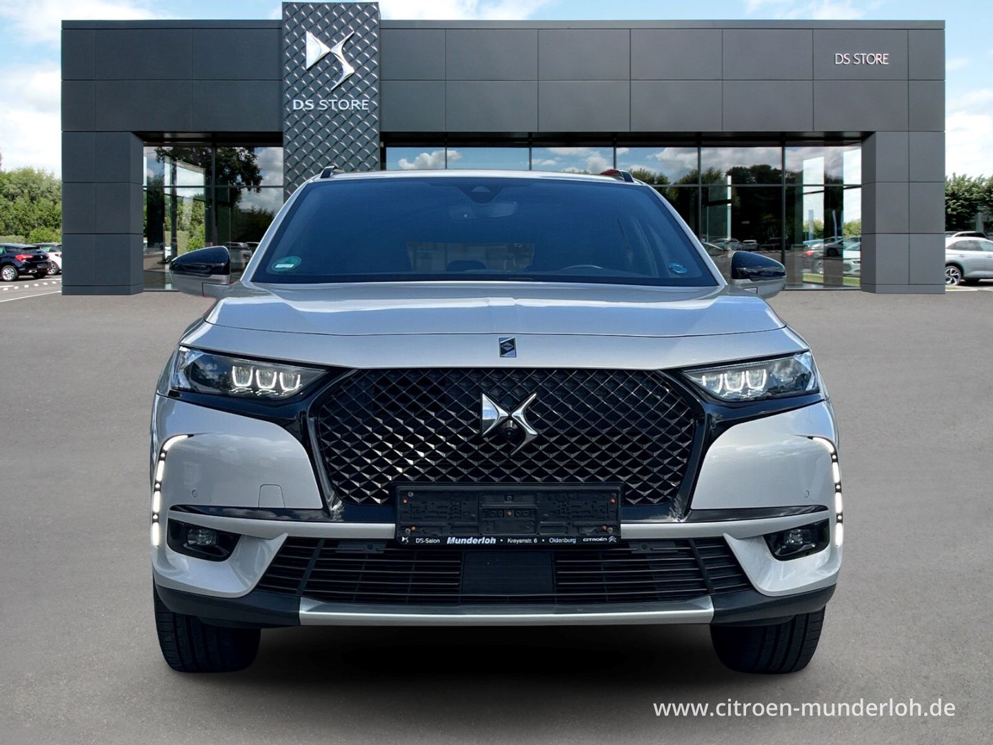 DS Automobiles DS7 Crossback E-Tense 4x4 Louvre