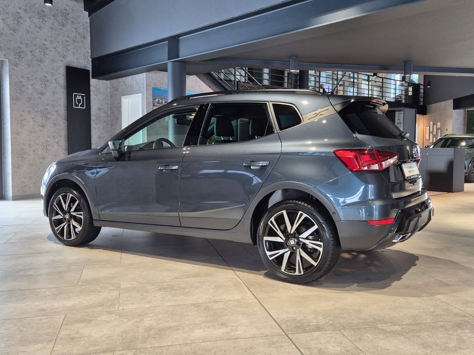 Seat Arona FR Black Edition 1.0 TSI 110 PS 7-Gang-DSG