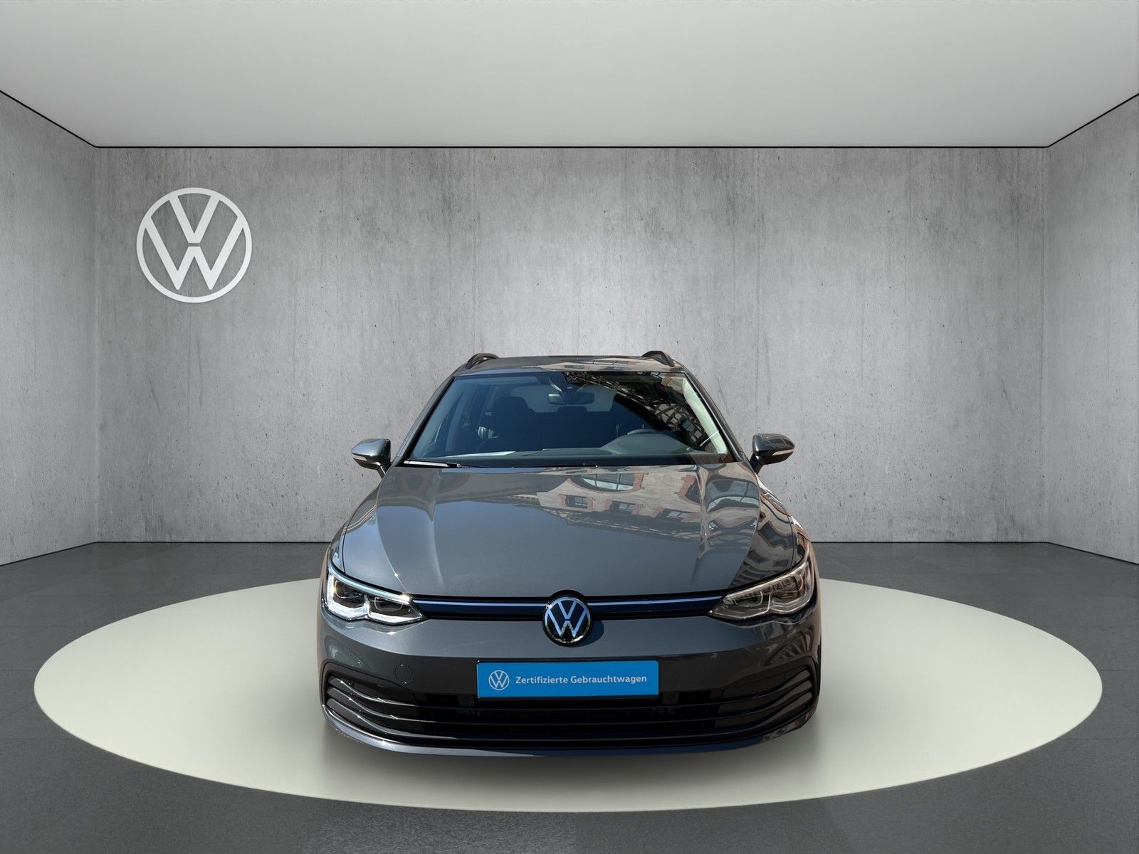 Volkswagen Golf Variant VIII eTSI Life DSG - Samsaru's Car Outlet