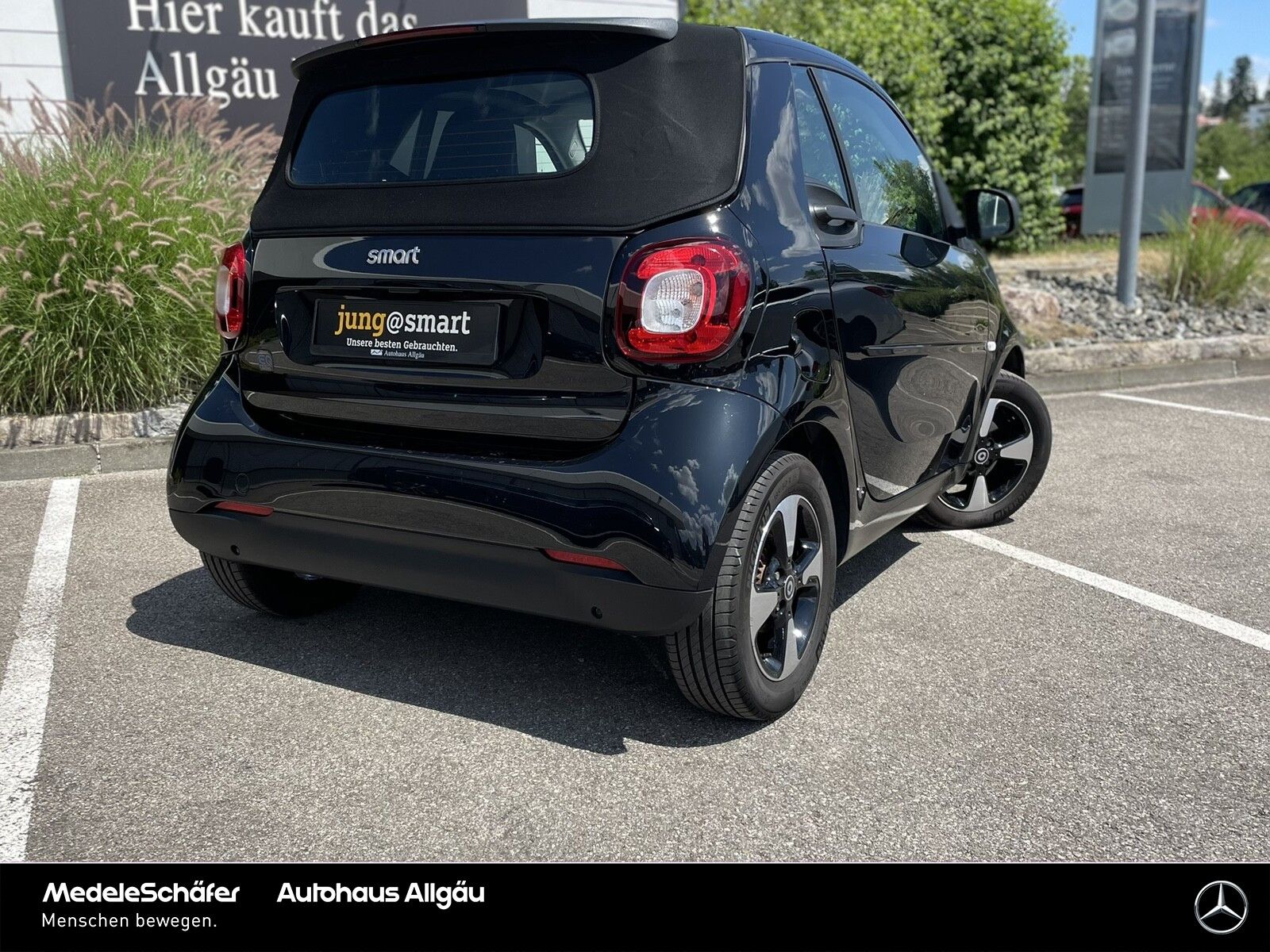 Smart smart EQ fortwo cabrio Passion Plus - Samsaru's Car Outlet