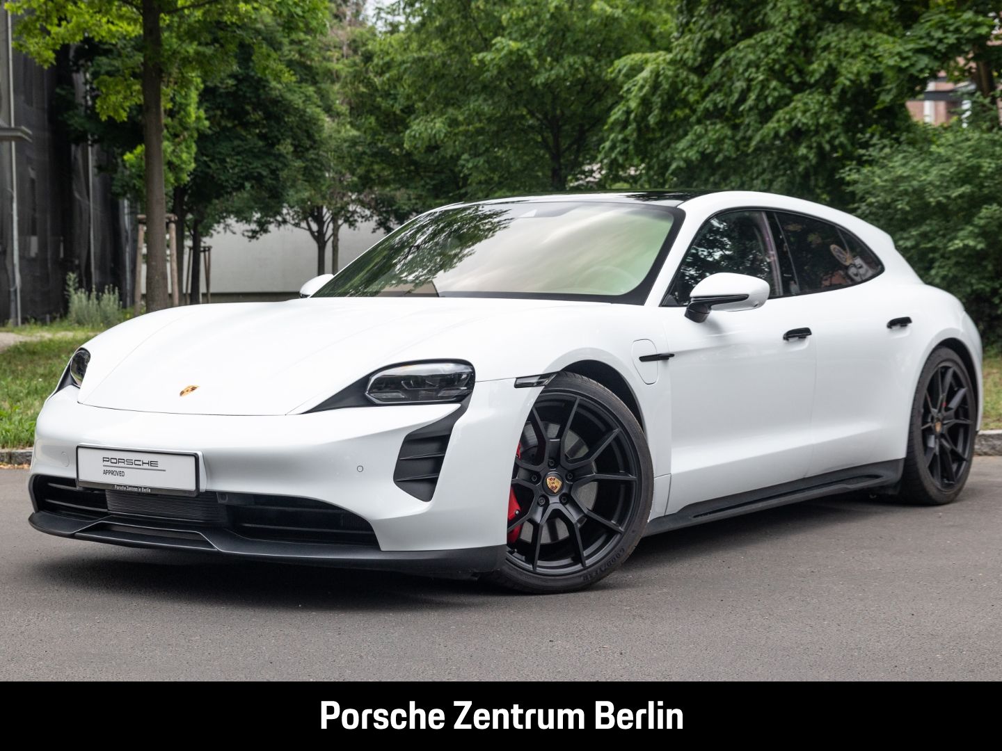 Porsche Taycan GTS Sport Turismo BOSE Luftfederung LED
