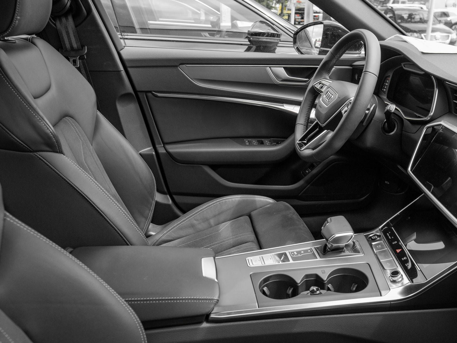 Audi A6 Avant 45 TFSI advanced Stronic - Samsaru's Car Outlet