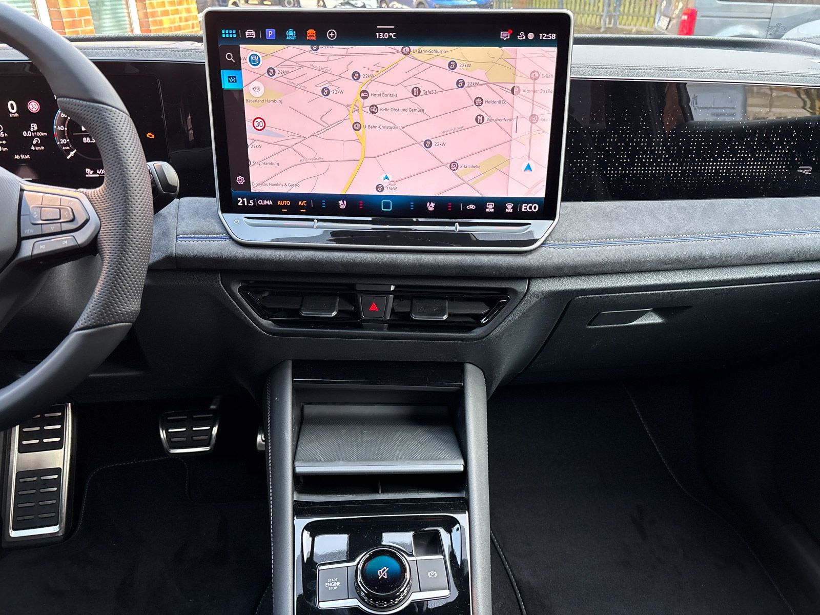 Volkswagen Tiguan R-Line 1,5 eHybrid DSG Panoramadach AHK